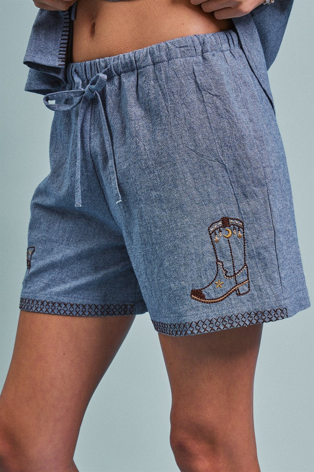Sweet Cowgirl Boot Stitch Embroidered Shorts in BLUE - Women's Casual Shorts | Urban Daizy