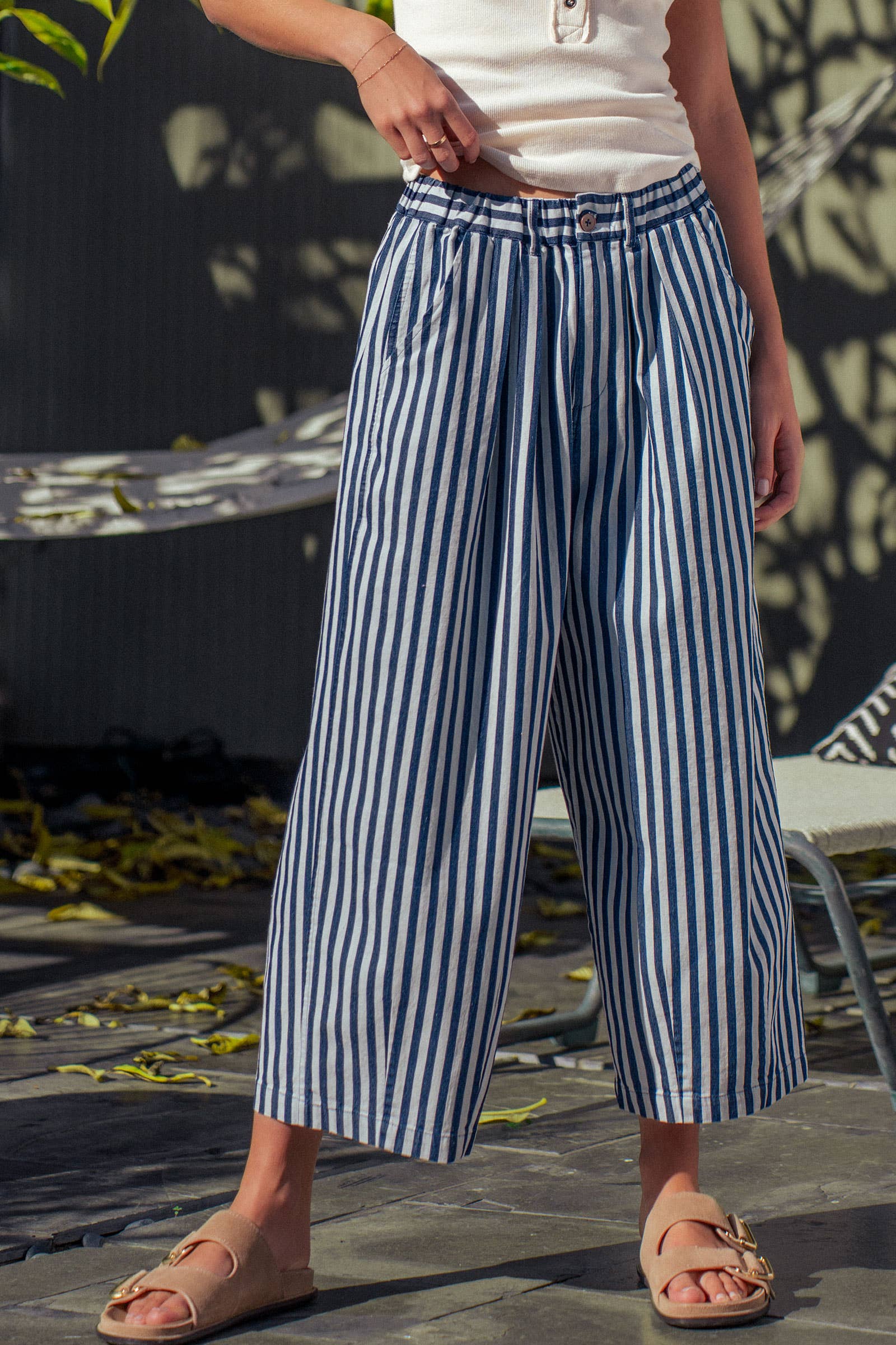 Urban Daizy Striped Pleated Wide Leg Culotte Pants Blue-Stripe Pants - Women's (UDZ-PT-00477) – alternate view 2