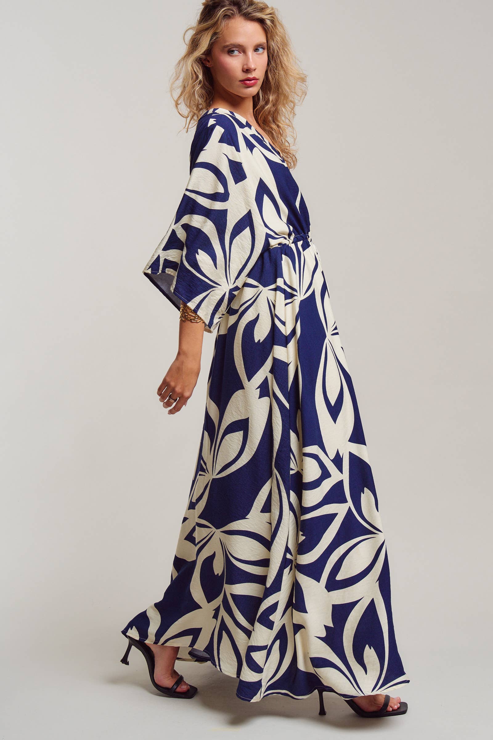 Urban Daizy Navy Abstract Leaf Print Caftan Maxi Dress Navy Dress - Women's (TNDR1631-Navy) – alternate view 8