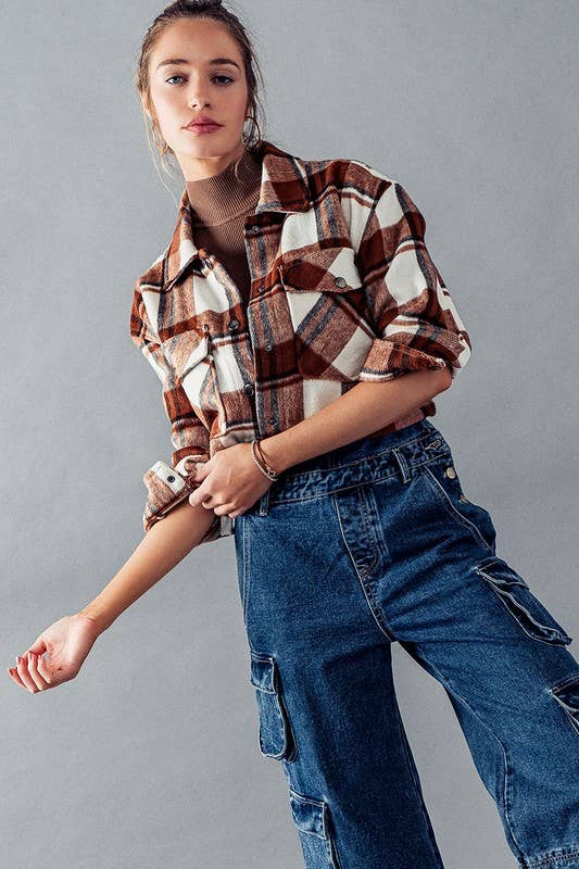 Urban Daizy BELLA SNAP BUTTON PLAID CROP JACKET Camel Jacket - Women's (UDZ-OT-00264) – alternate view 12