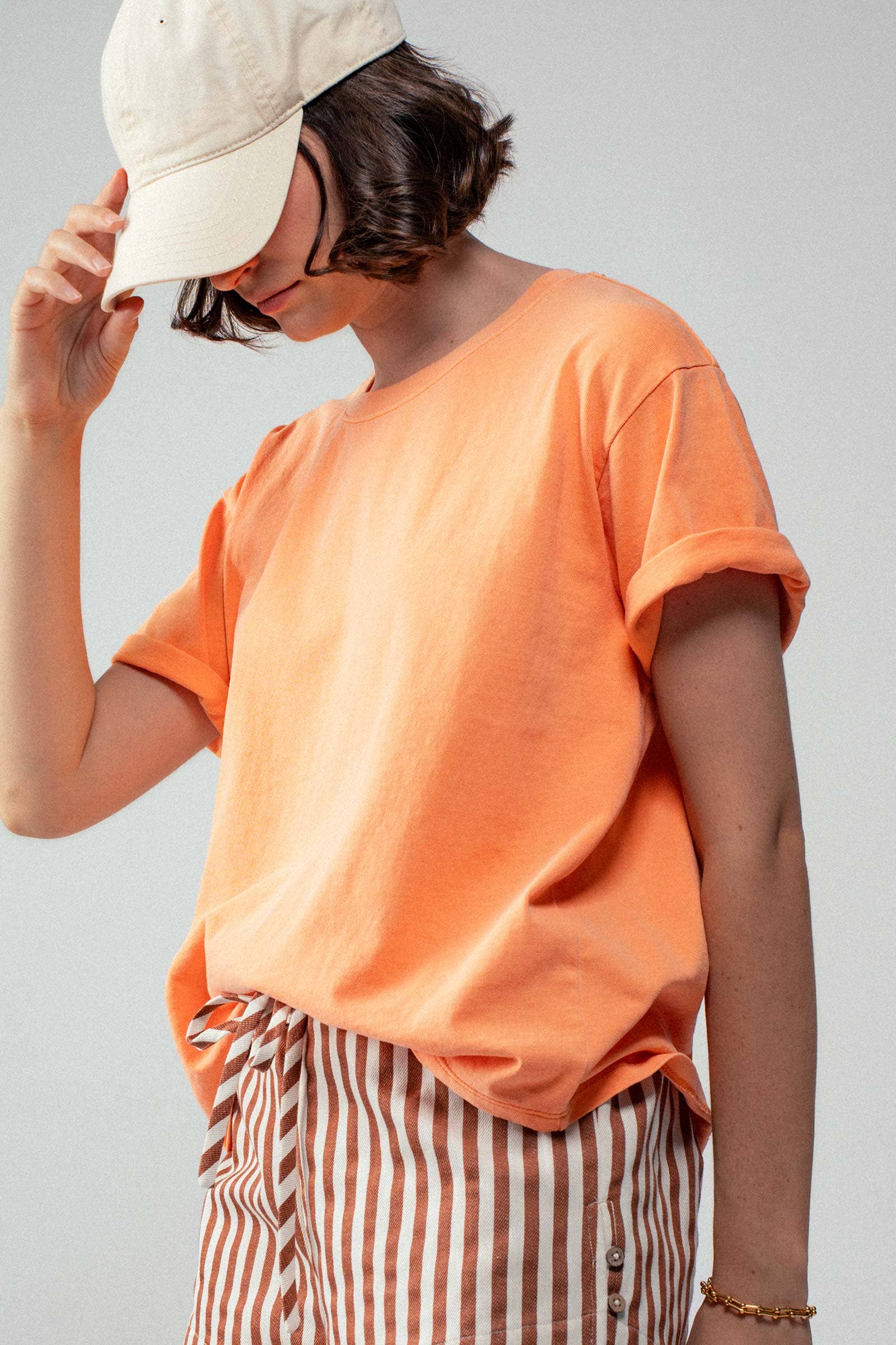 Urban Daizy Loose Fit Short Sleeve Cotton Casual Top Grey T-Shirt - Women's (UDZ-TP-00555) – alternate view 4