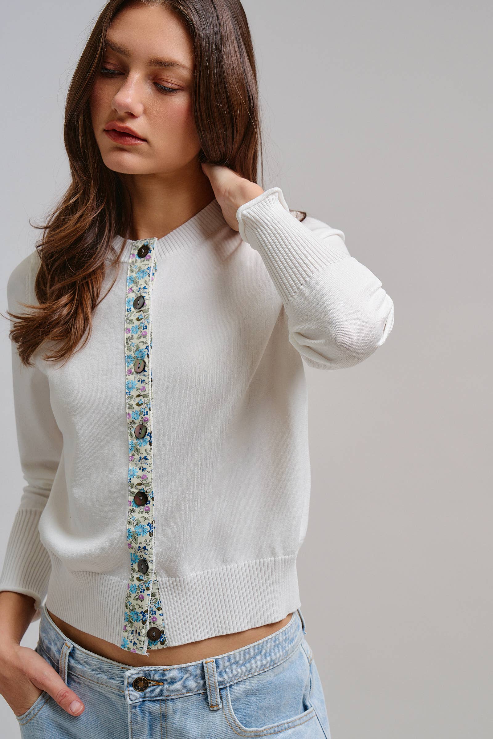 Contrast Floral Detail Knit Button Cardigan