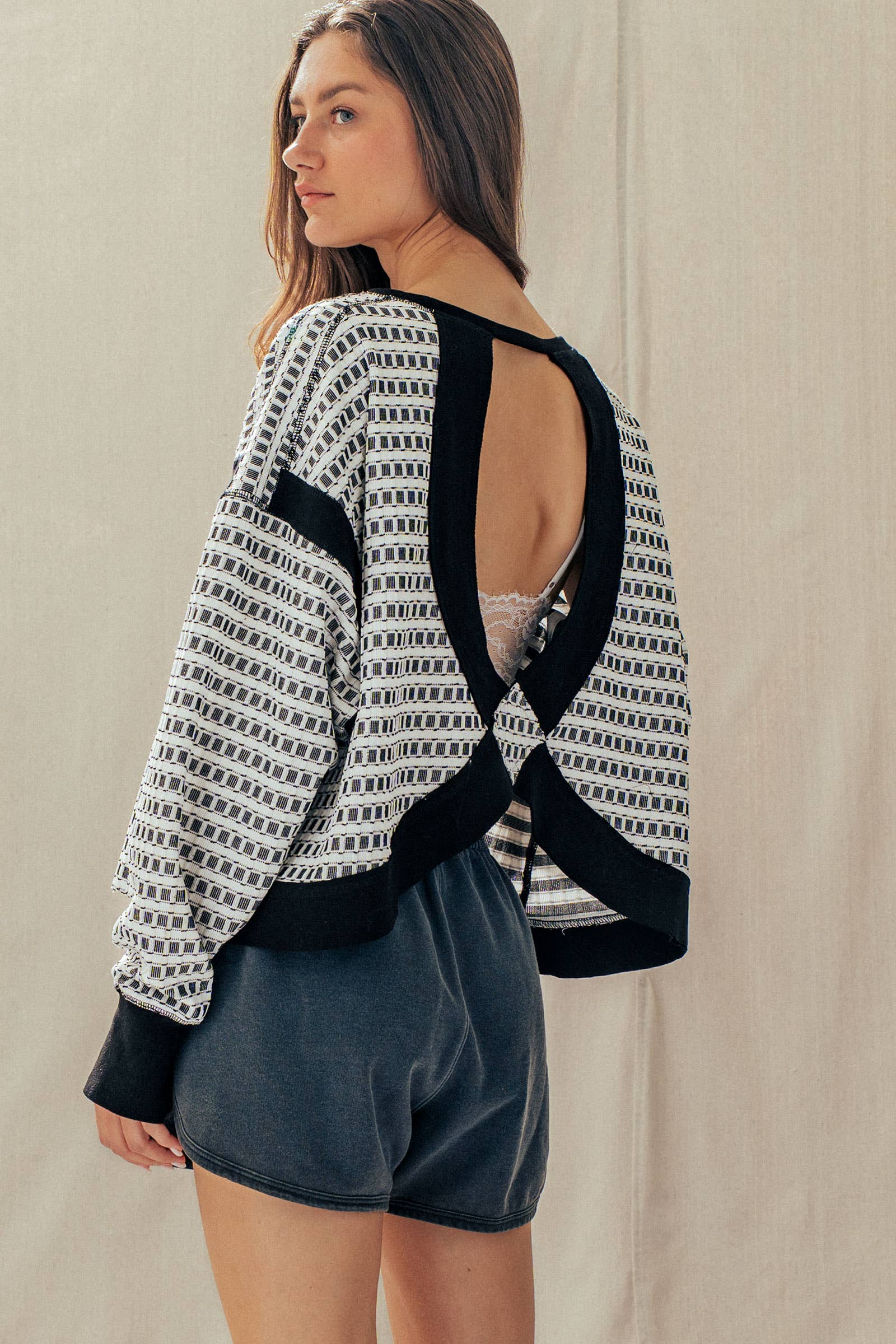 Reversible Textured Check Long Sleeve Pullover