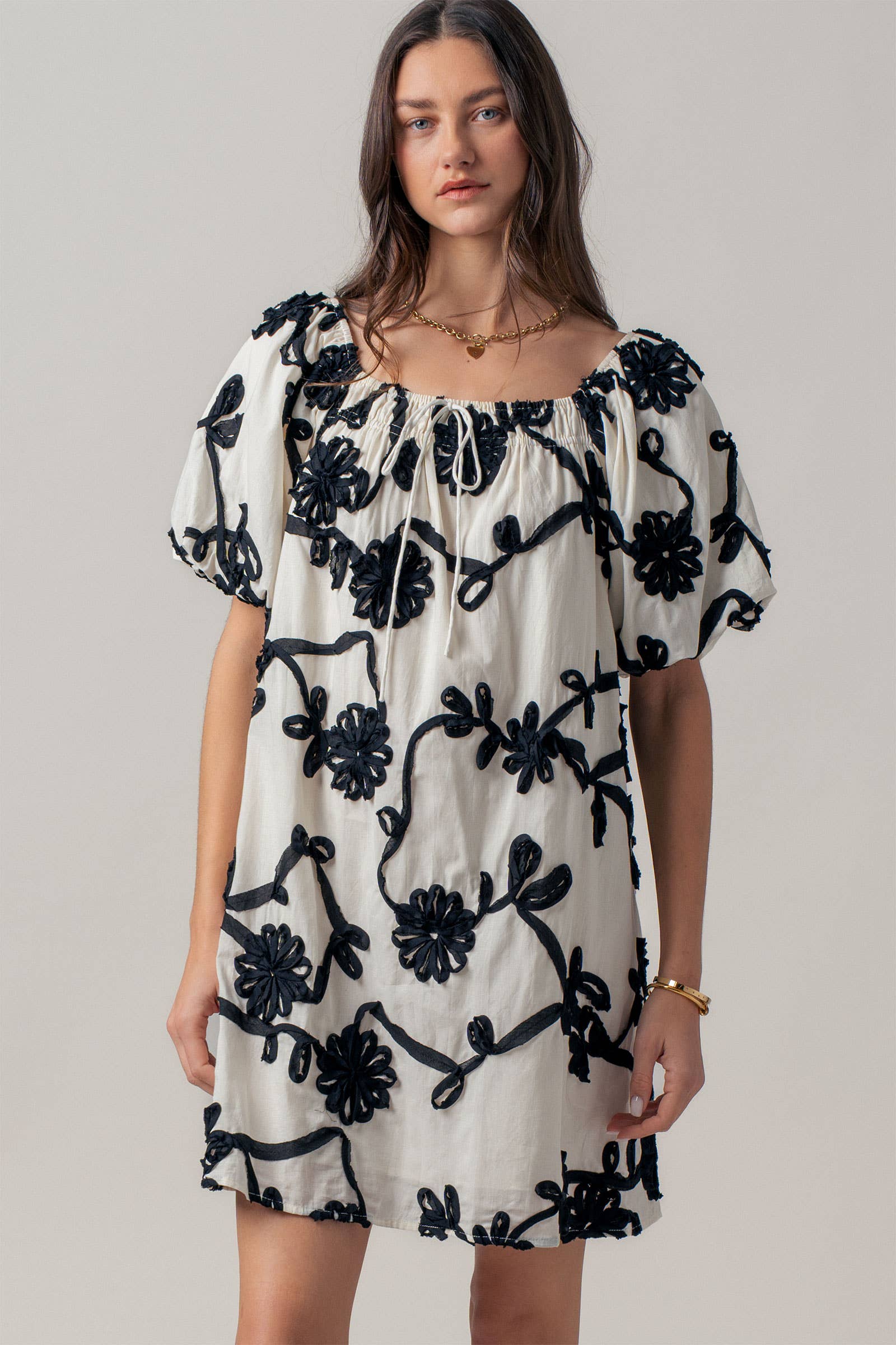 Floral Embroidery Off-Shoulder Puff Sleeve Mini Dres