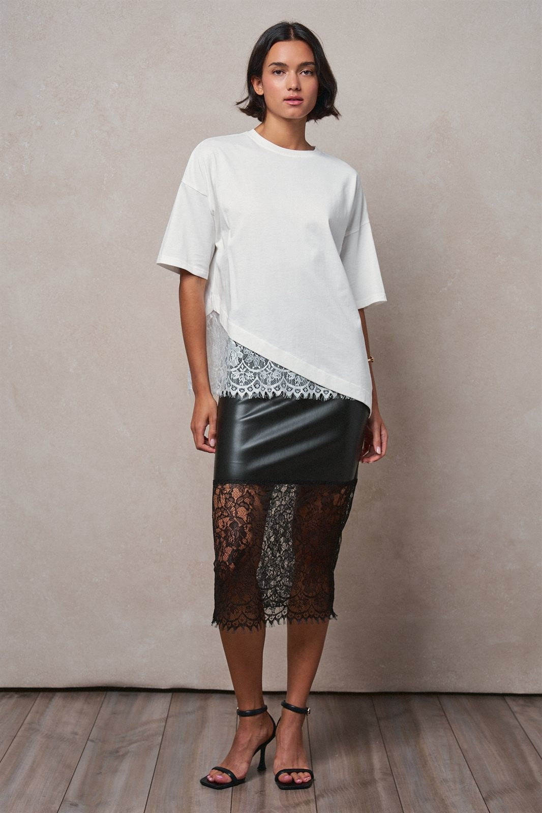 Oversized Cotton Tee with Asymmetric Lace Hem in WHITE - Women's T-Shirts & Polos | Urban Daizy