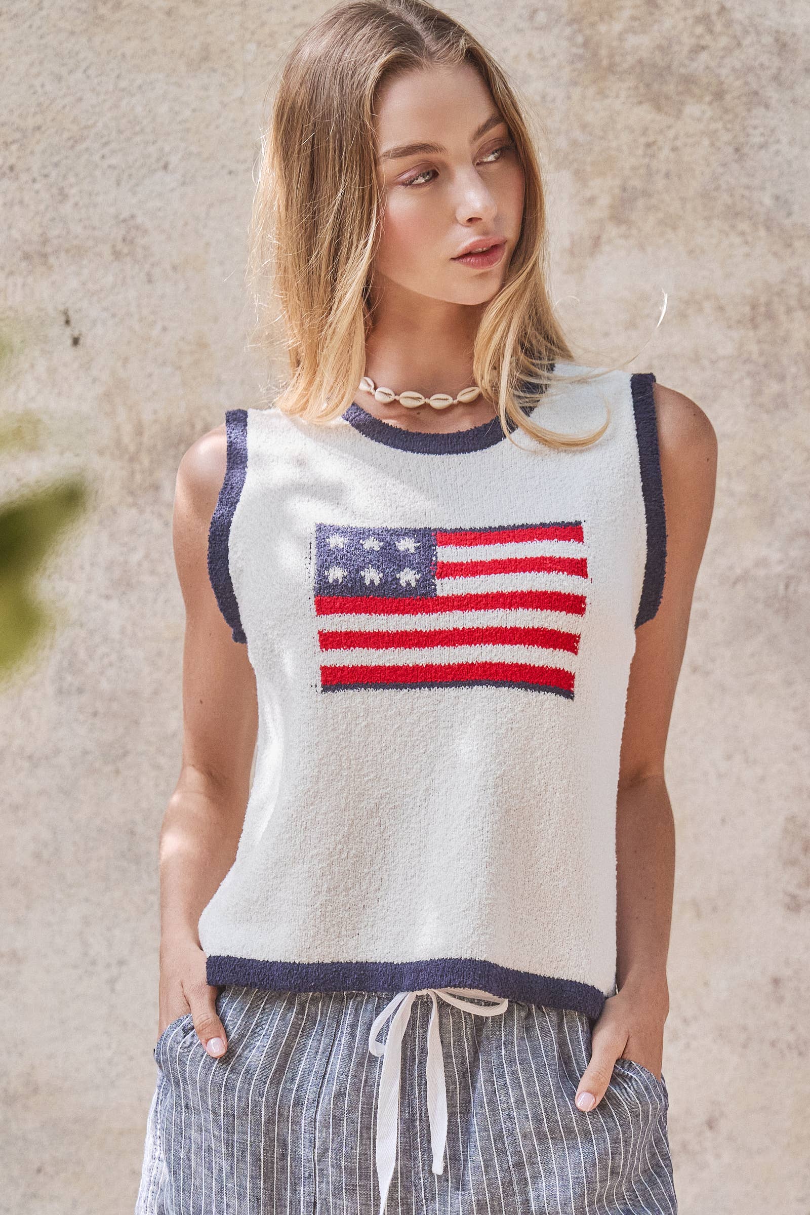 Urban Daizy Americana Flag Contrast Trim Knit Tank White Tank Top - Women's (UDTP1455-White)