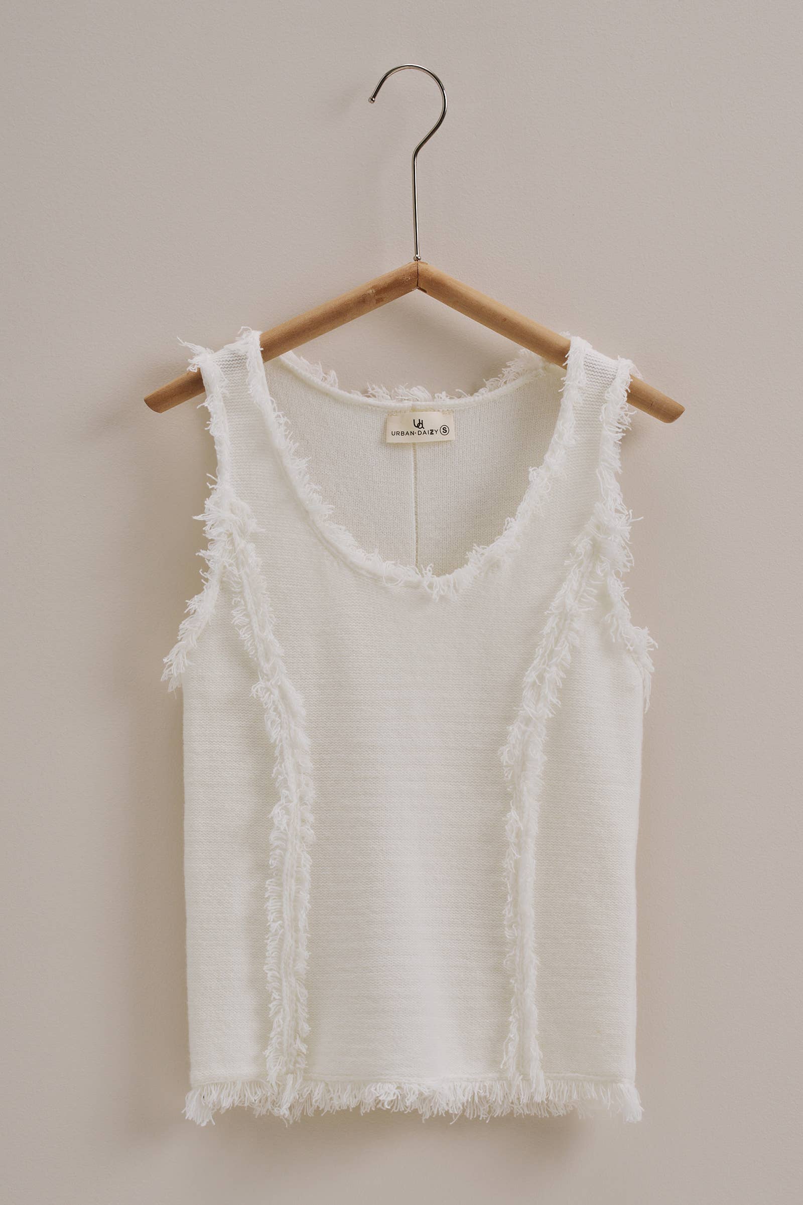 Frayed Trim Textured Knit Sleeveless Top