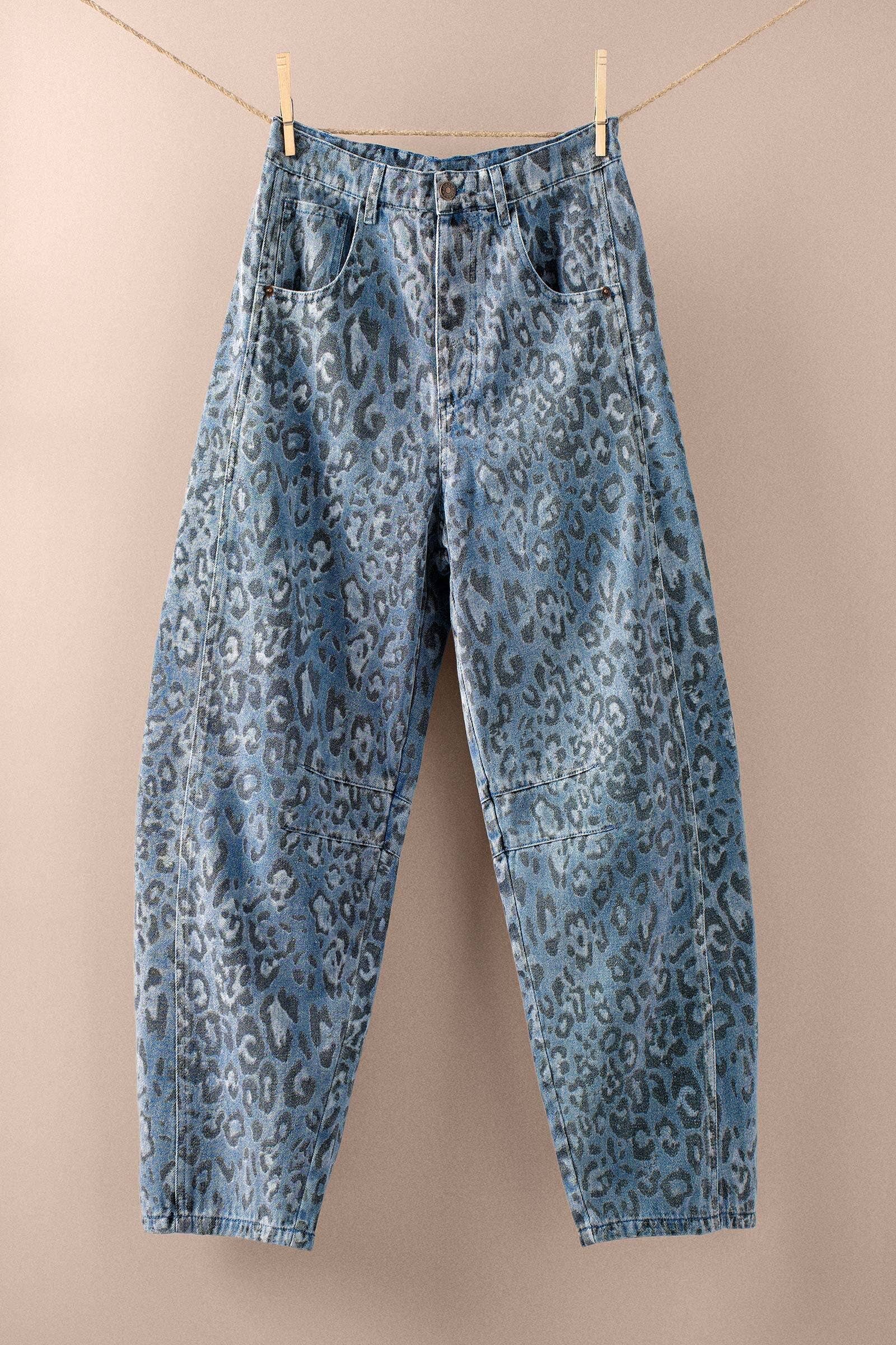 Urban Daizy Leopard Print Relaxed Straight Denim Pants Leopard Jeans - Women's (UDZ-PT-00355)