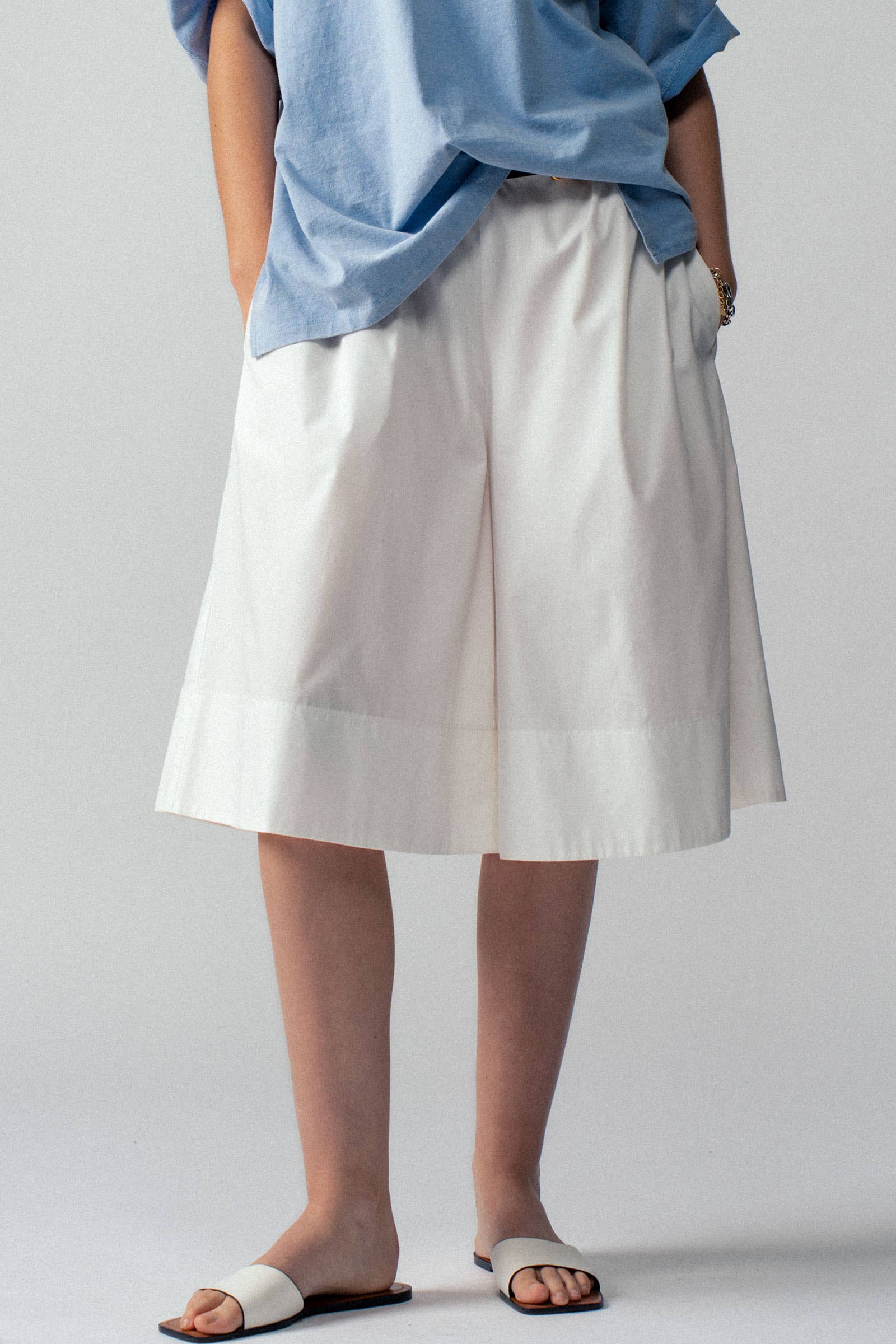 Lightweight Airflow Drawstring Shorts