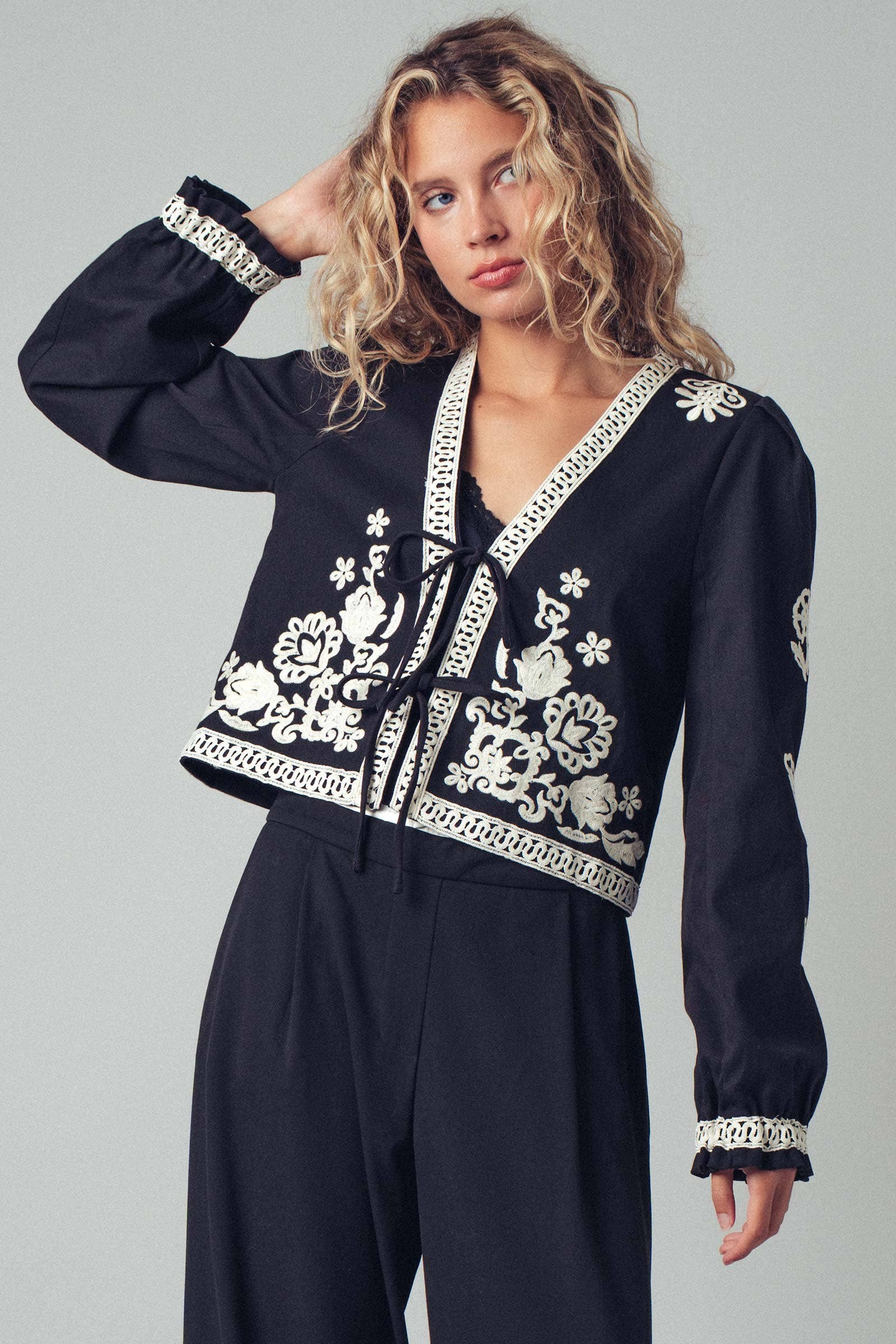 Urban Daizy Embroidered Boho Tie Neck Blouse Ecru Blouse - Women's (UDZ-OT-00357) – alternate view 7