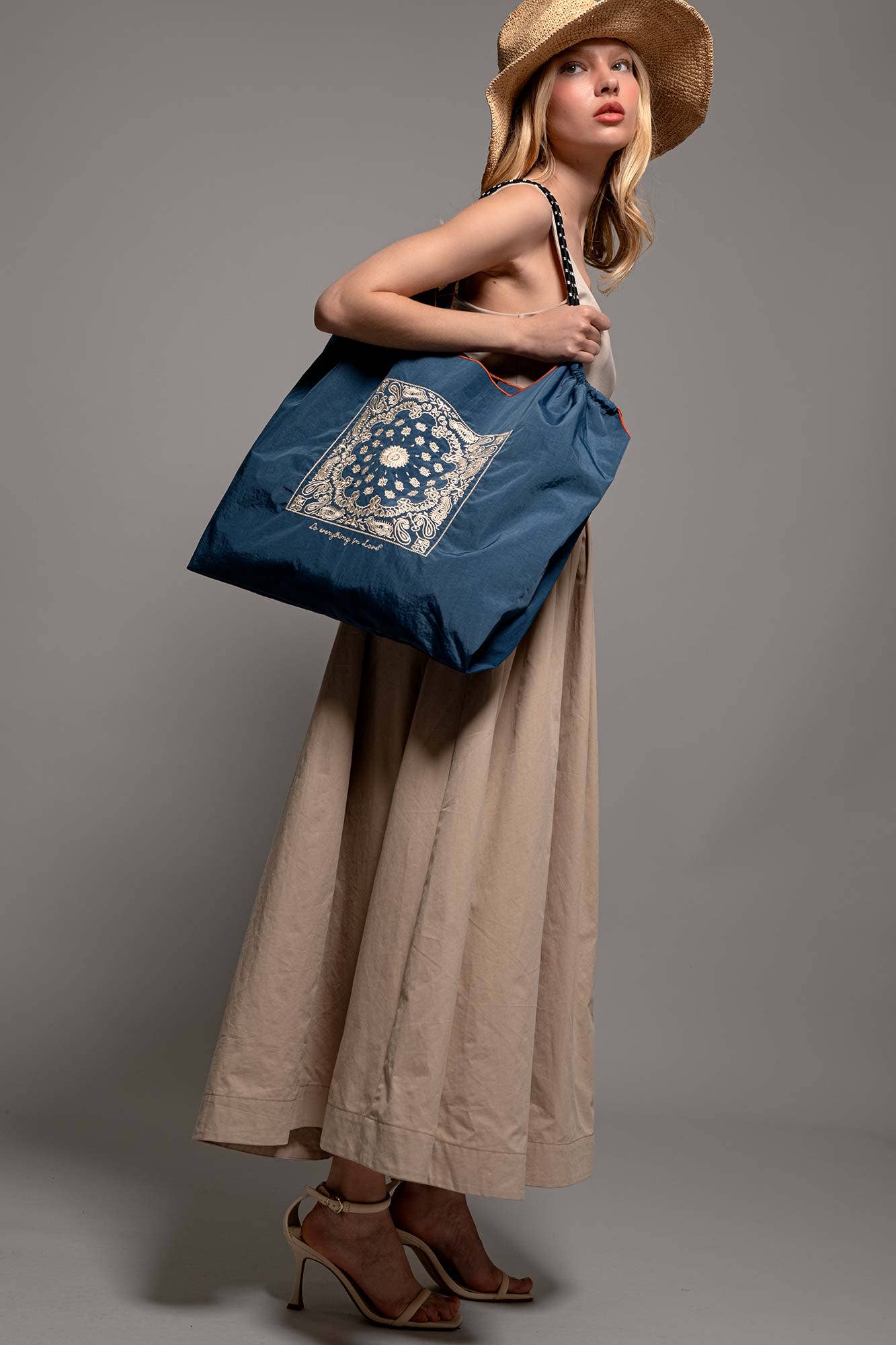 Urban Daizy Bandana Print Oversized Market Tote Bubble-Gum-Pink Tote Bag - Women's (UDZ-DR-00388) – alternate view 5