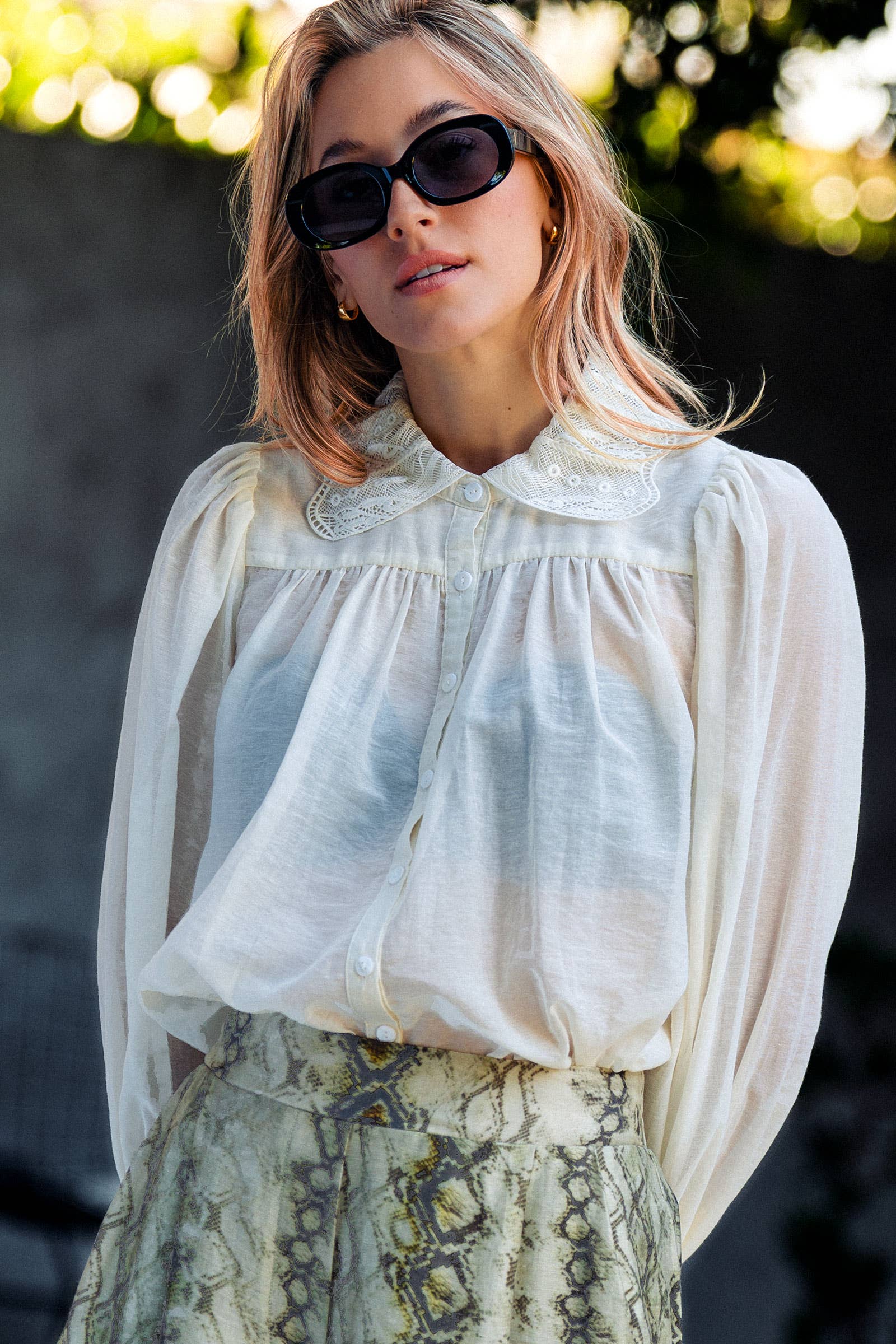 Urban Daizy Romantic Lace Collar Puff Sleeve Cotton Blend Blouse Ivory Blouse - Women's (UDZ-TP-01069) – alternate view 8