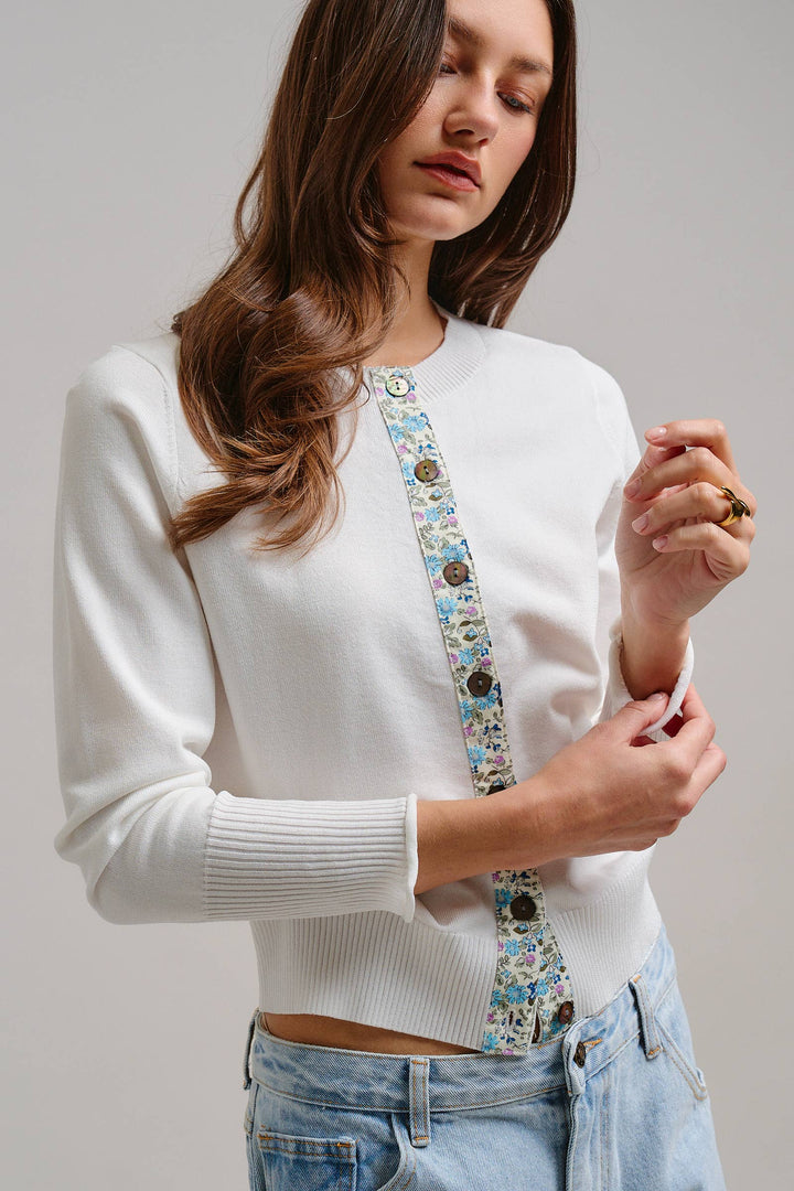 Contrast Floral Detail Knit Button Cardigan | wholesale cardigan - women's | Urban Daizy