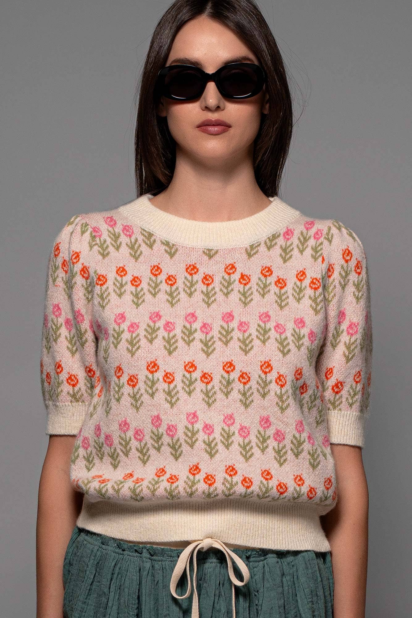 Urban Daizy Floral Print Crew Neck Knit Sweater Green Knit Top - Women's (UDZ-KN-00522) – alternate view 2