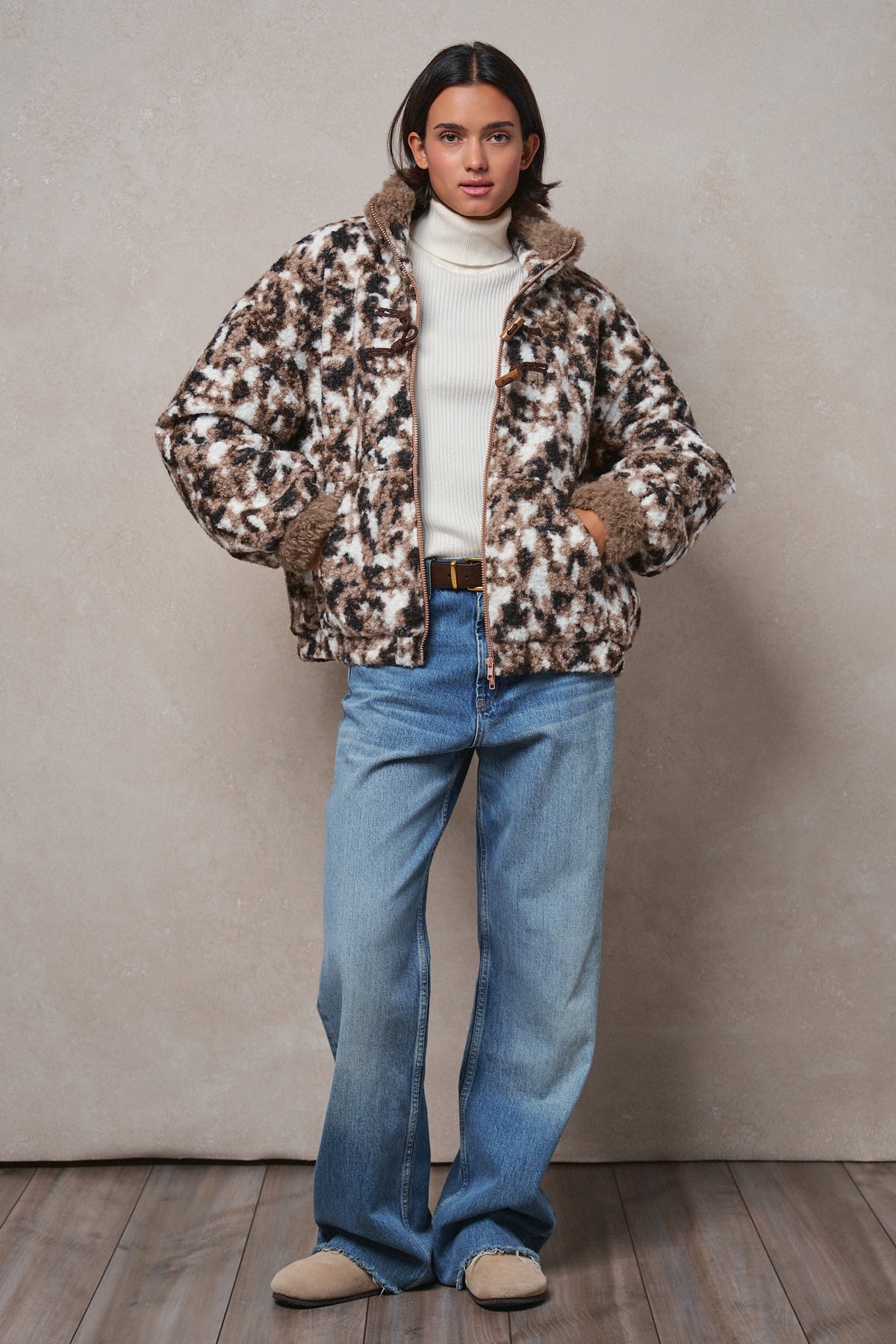 Abstract Motif Tactile Bomber