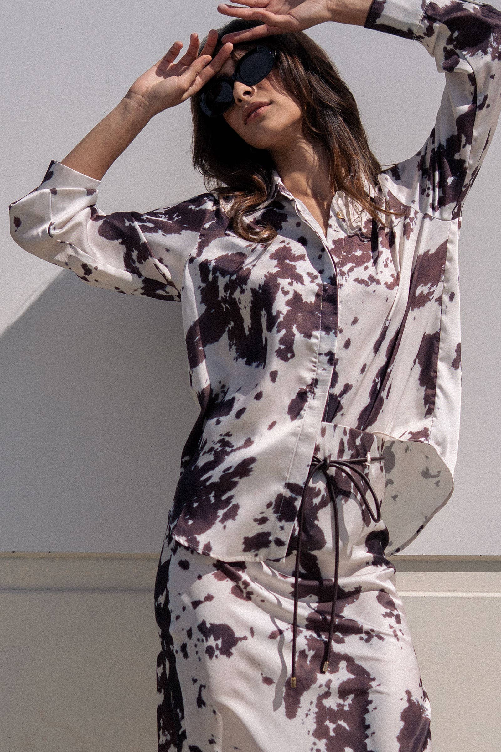 Urban Daizy Cowhide Print Western Button Down Shirt Brown Button Down Shirt - Women's (UDZ-DR-00390) – alternate view 13