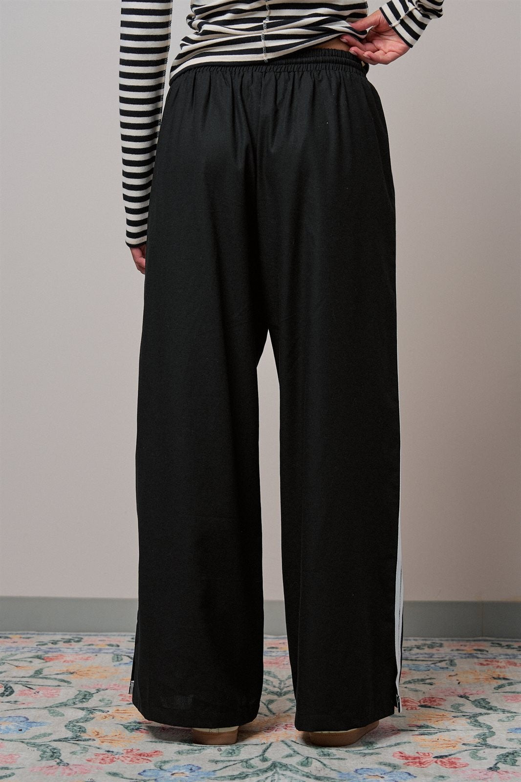 Side Stripe Drawstring Wide-Leg Pants in BLACK - Women's Casual Pants | Urban Daizy