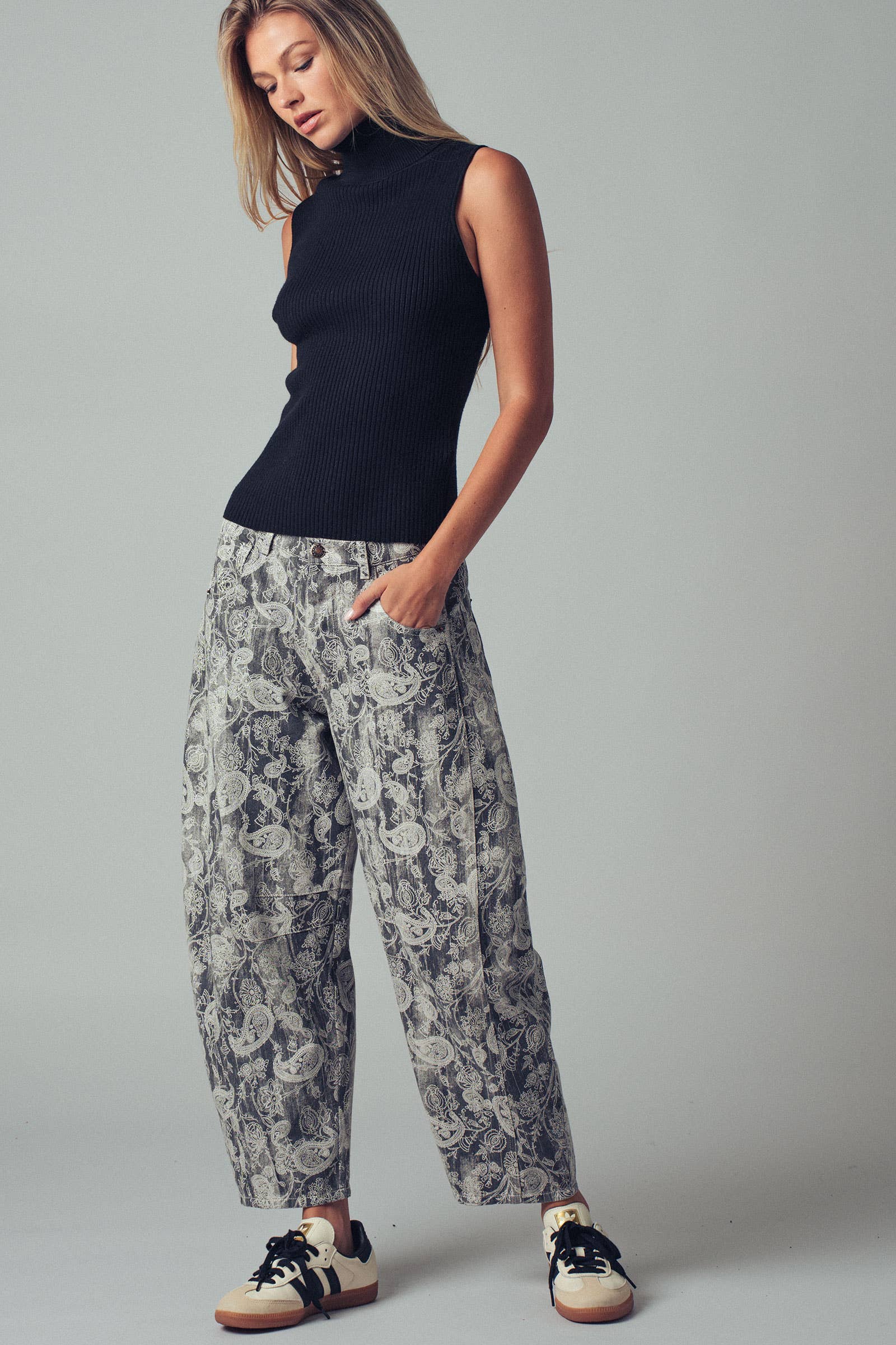 Urban Daizy Paisley Print Cropped Wide Leg Pants Grey Pants - Women's (UDZ-TP-00813) – alternate view 9