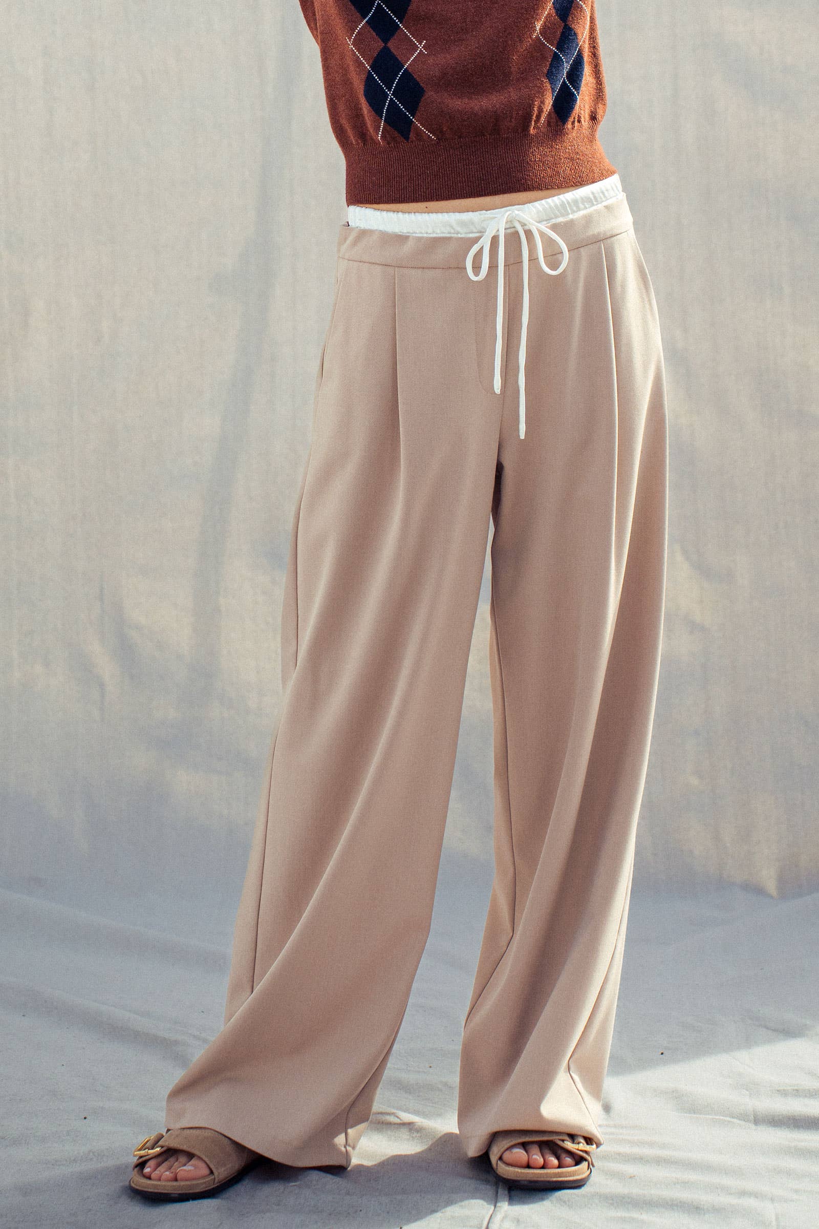 Relaxed Wide-Leg Drawstring Trousers