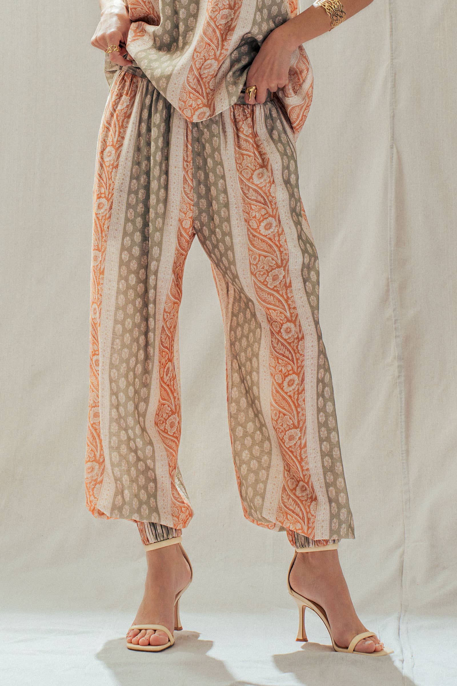 Urban Daizy Paisley Stripe Linen Blend Relaxed Jogger Pants Multi Pants - Women's (UDPT0165)