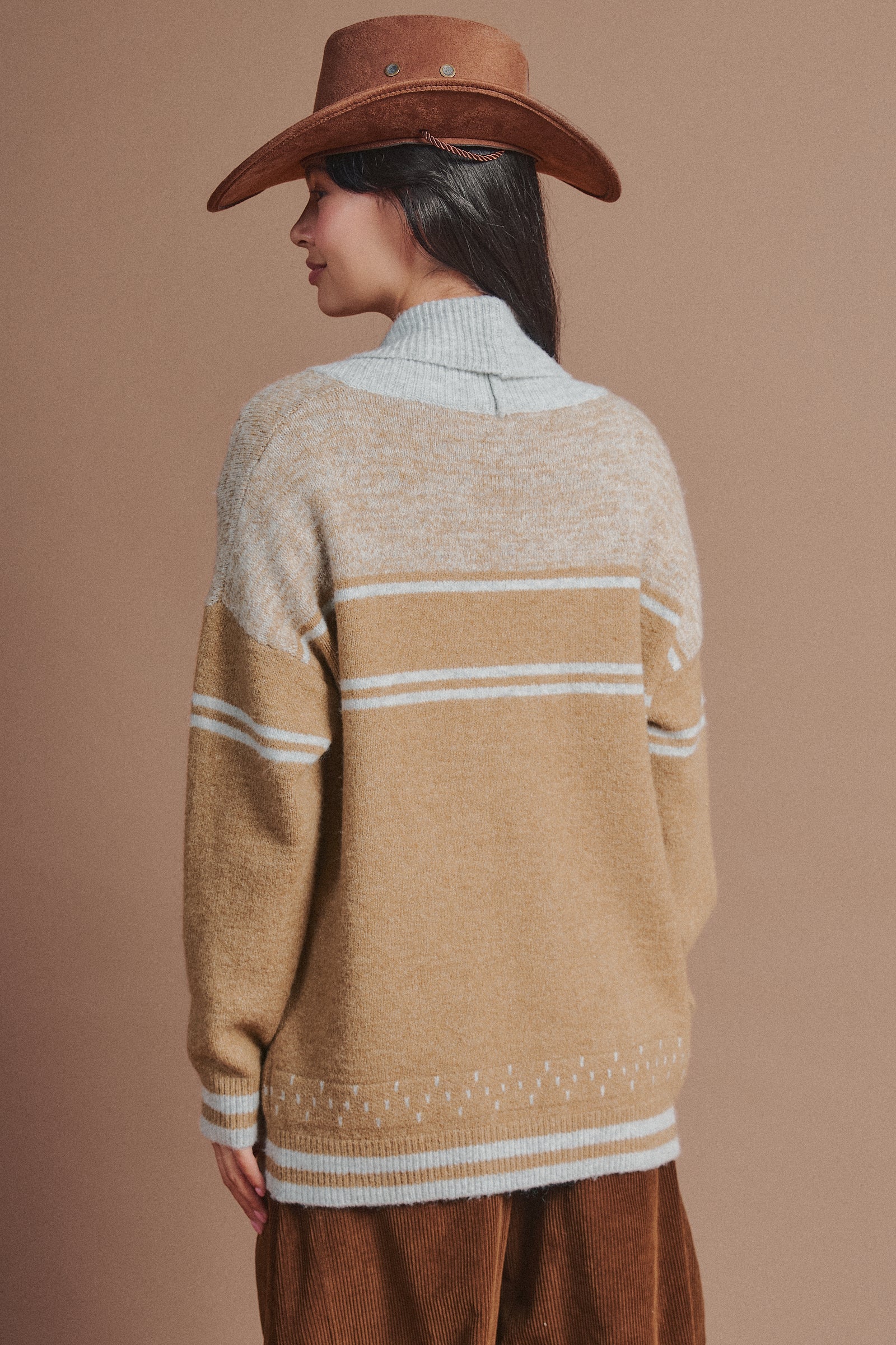 Horse Motif Shawl Collar Cardigan