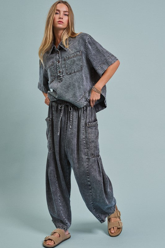 Washed Utility Half-Placket Cropped Shirt in BLACK - Women's Tops | Urban Daizy