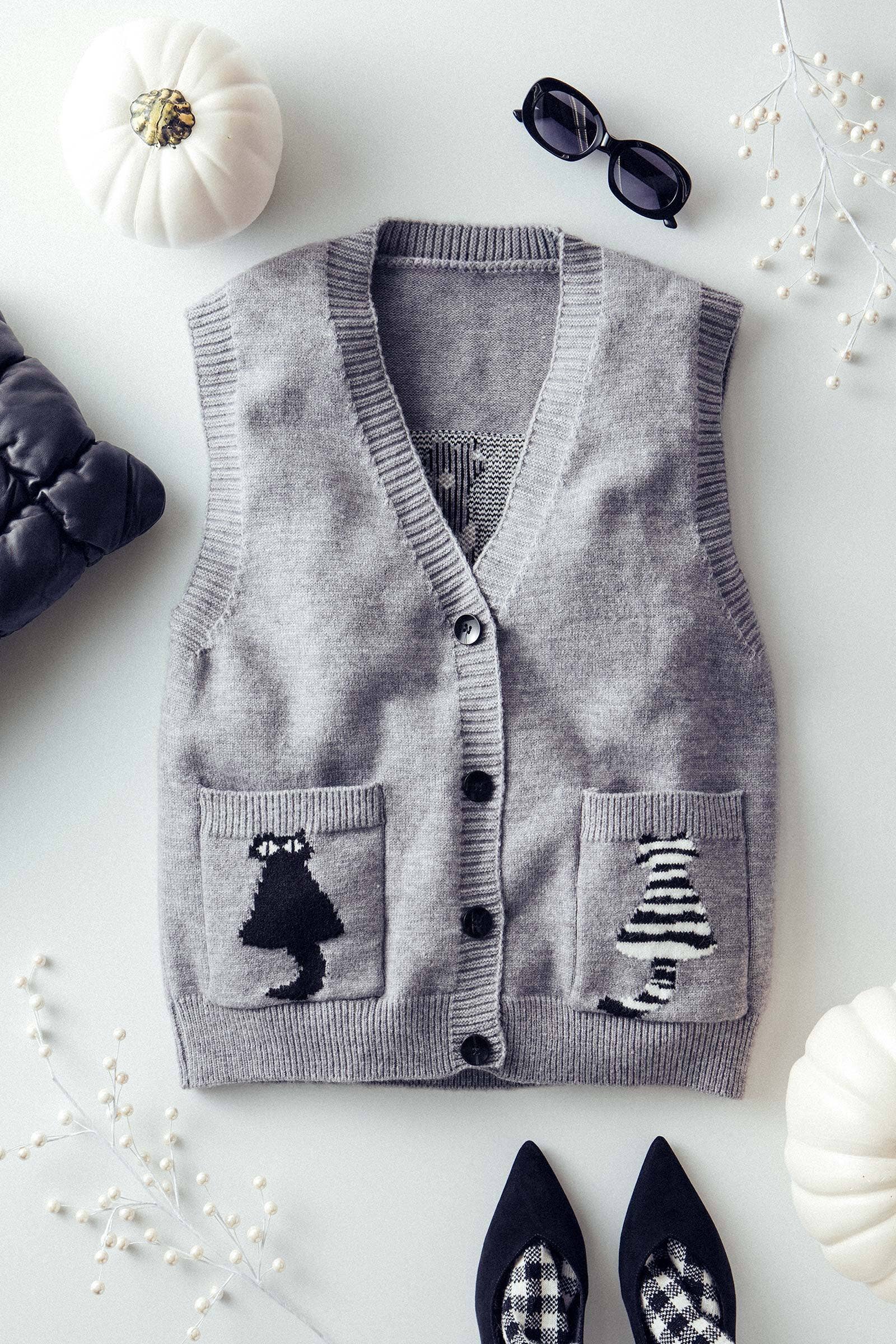 Urban Daizy Cat Print Knit Sweater Vest Grey Sweater Vest - Women's (UDZ-TP-00814) – alternate view 3