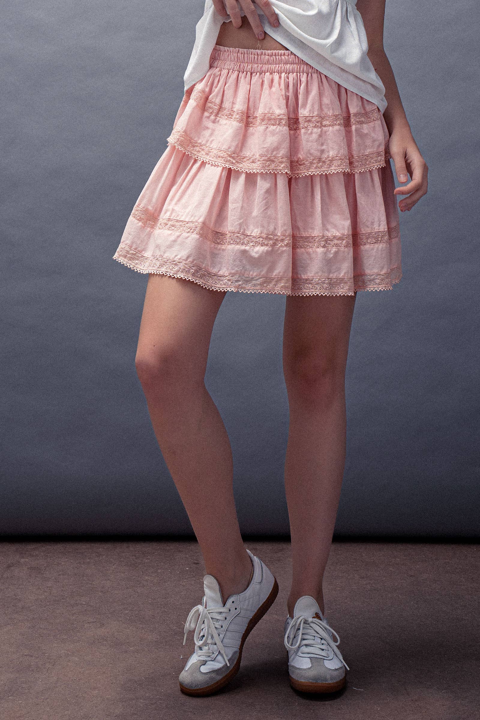 Urban Daizy Scalloped Lace Tiered Romantic Statement Mini Skirt Black Skirt - Women's (UDZ-SK-00114) – alternate view 7