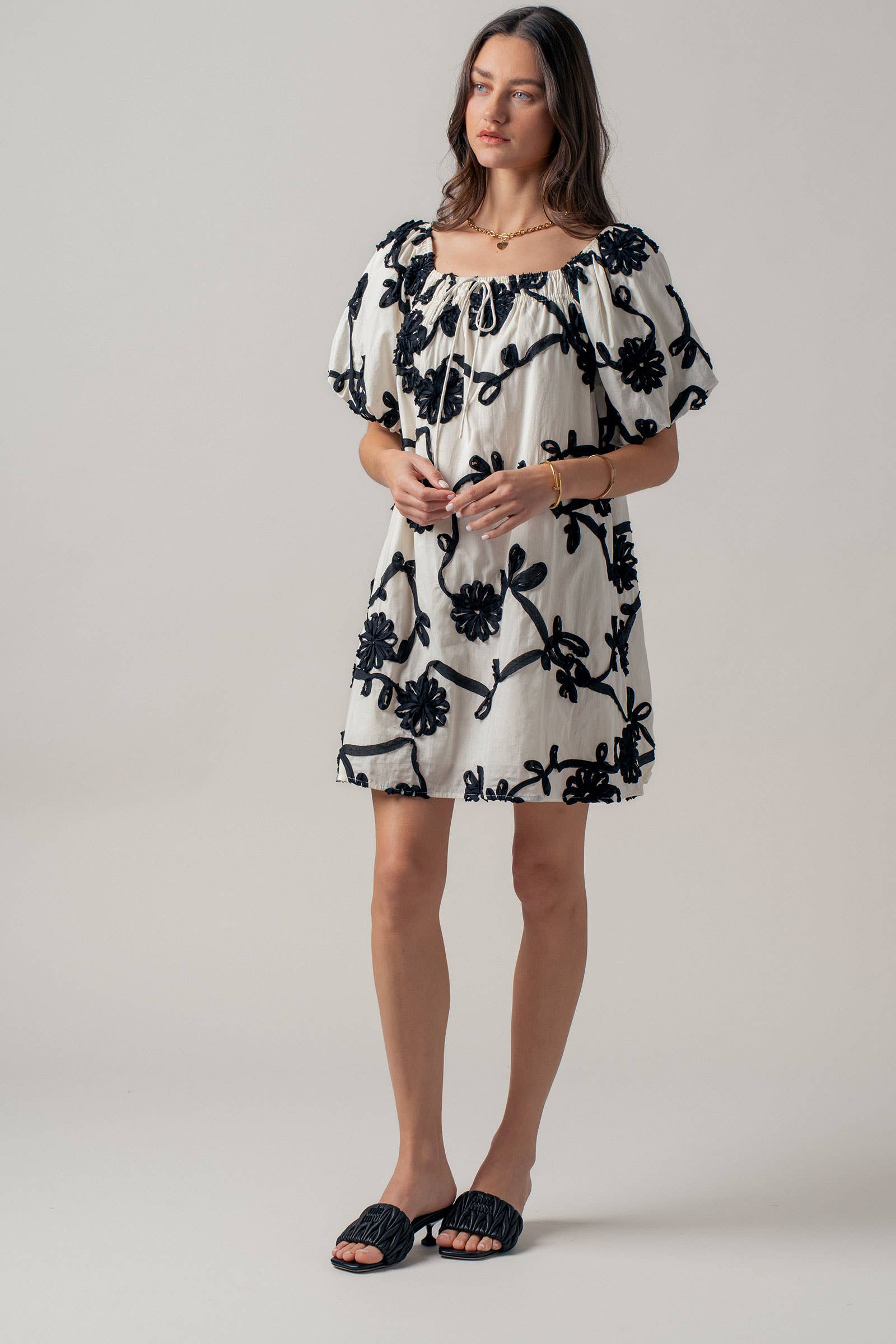 Floral Embroidery Off-Shoulder Puff Sleeve Mini Dres