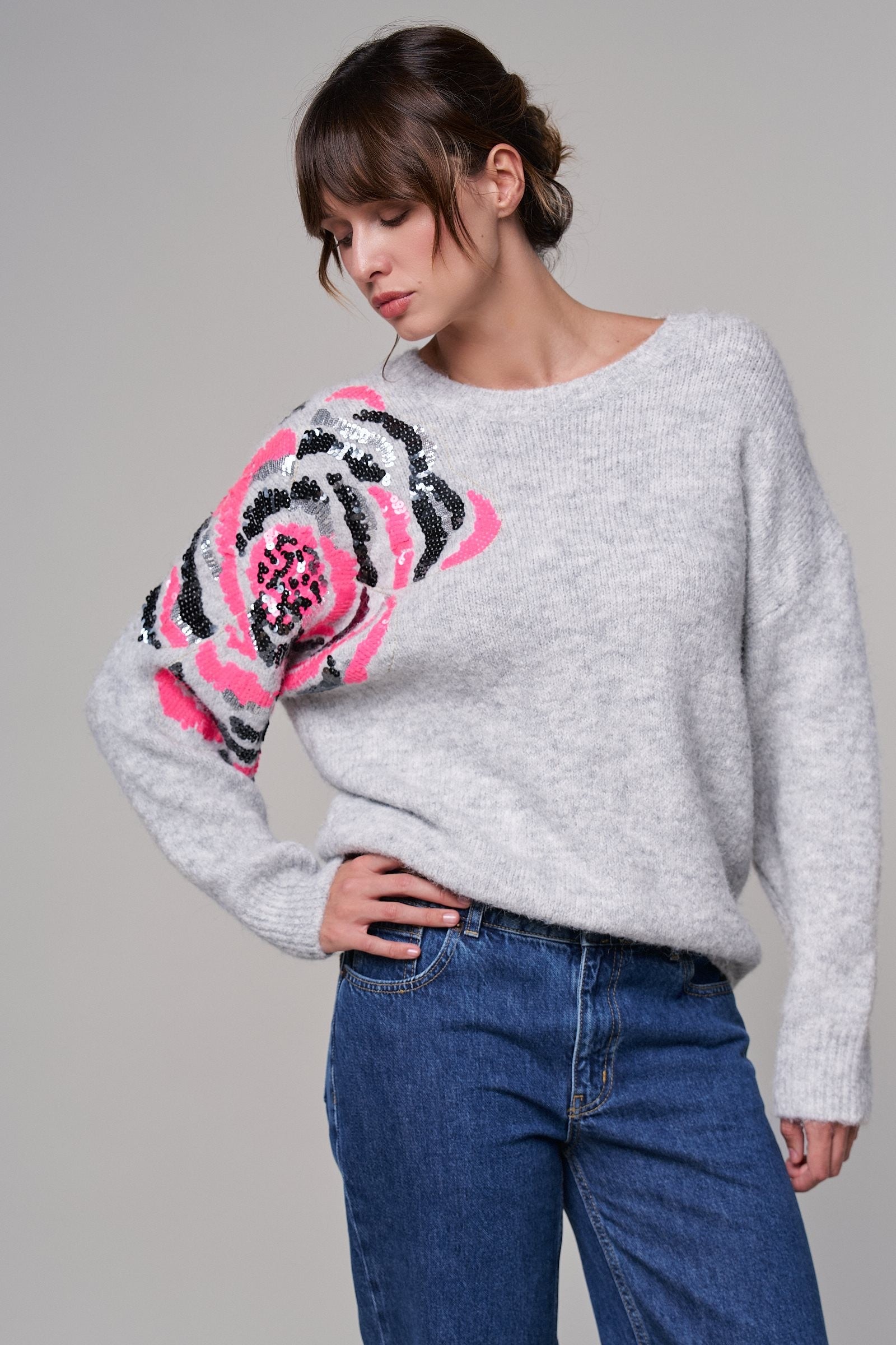 Sequined Floral Knit Sweater in BLUE - Women's Sweaters | Urban Daizy