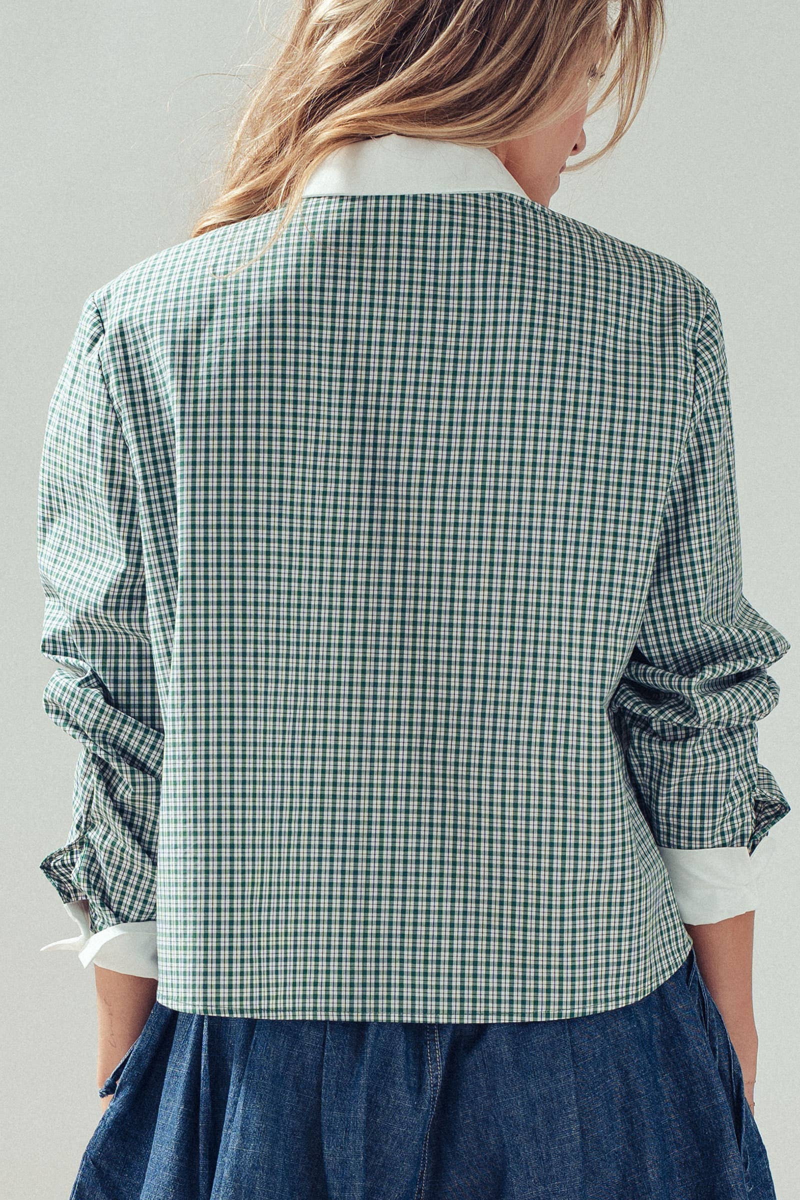 Urban Daizy Gingham Contrast Collar Button Down Shirt Green Button Down Shirt - Women's (UDZ-TP-01005) – alternate view 5