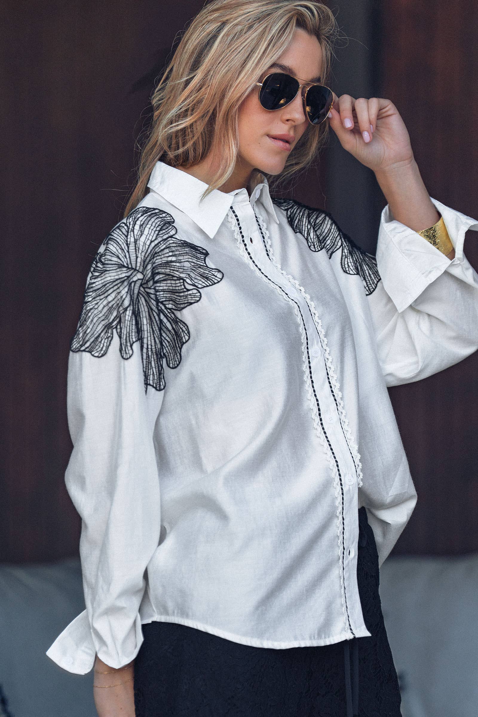 Embroidered Leaf Shoulder Tencel Shirt