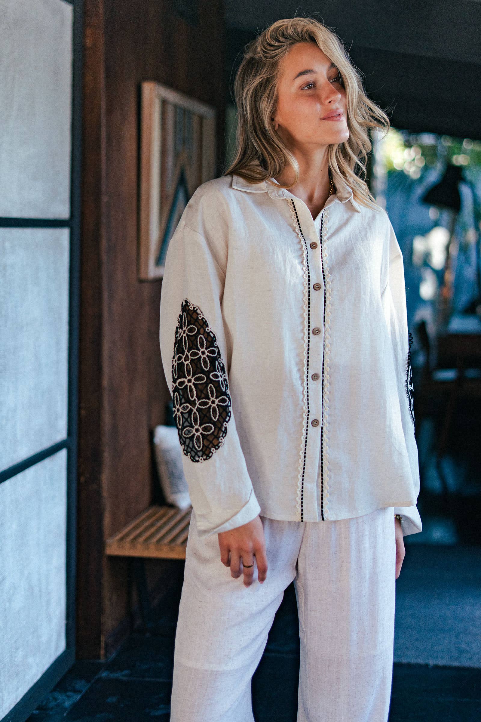 Contrast Crochet Insert Button-Down Shirt