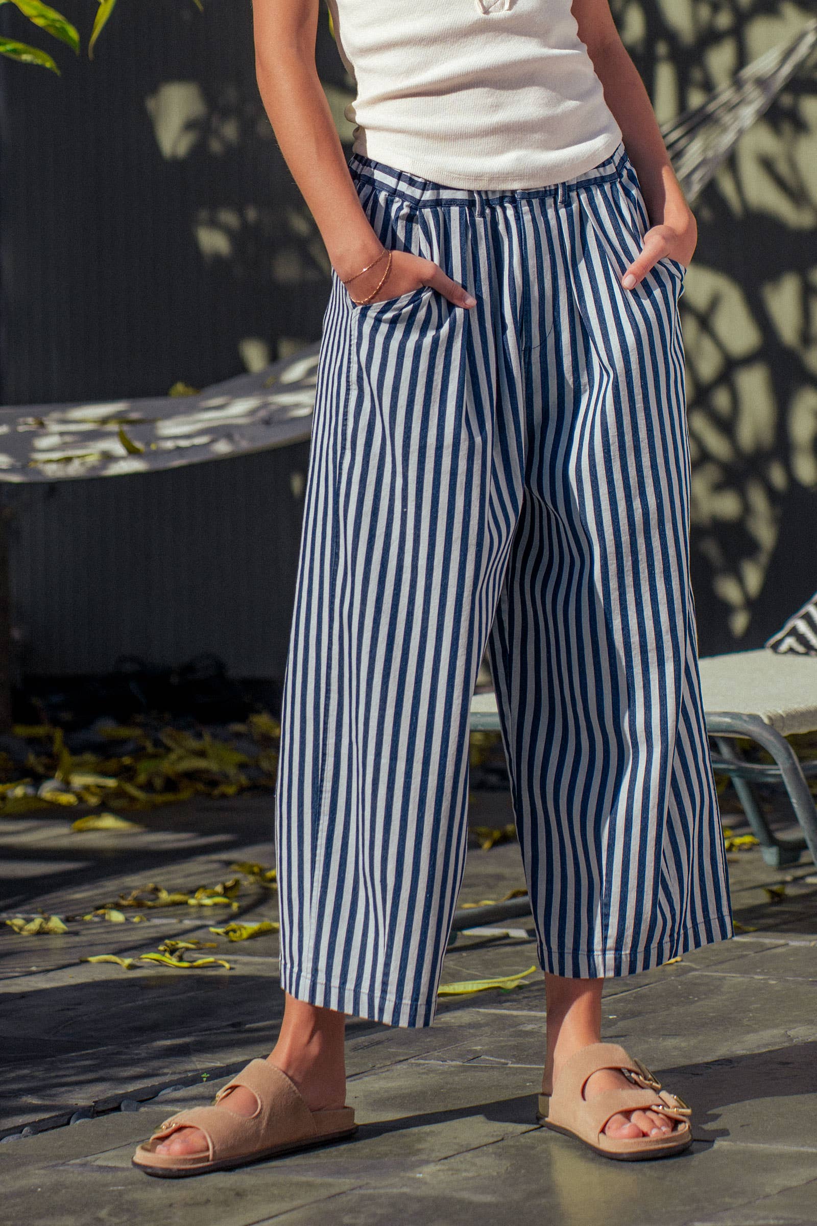Urban Daizy Striped Pleated Wide Leg Culotte Pants Blue-Stripe Pants - Women's (UDZ-PT-00477) – alternate view 11