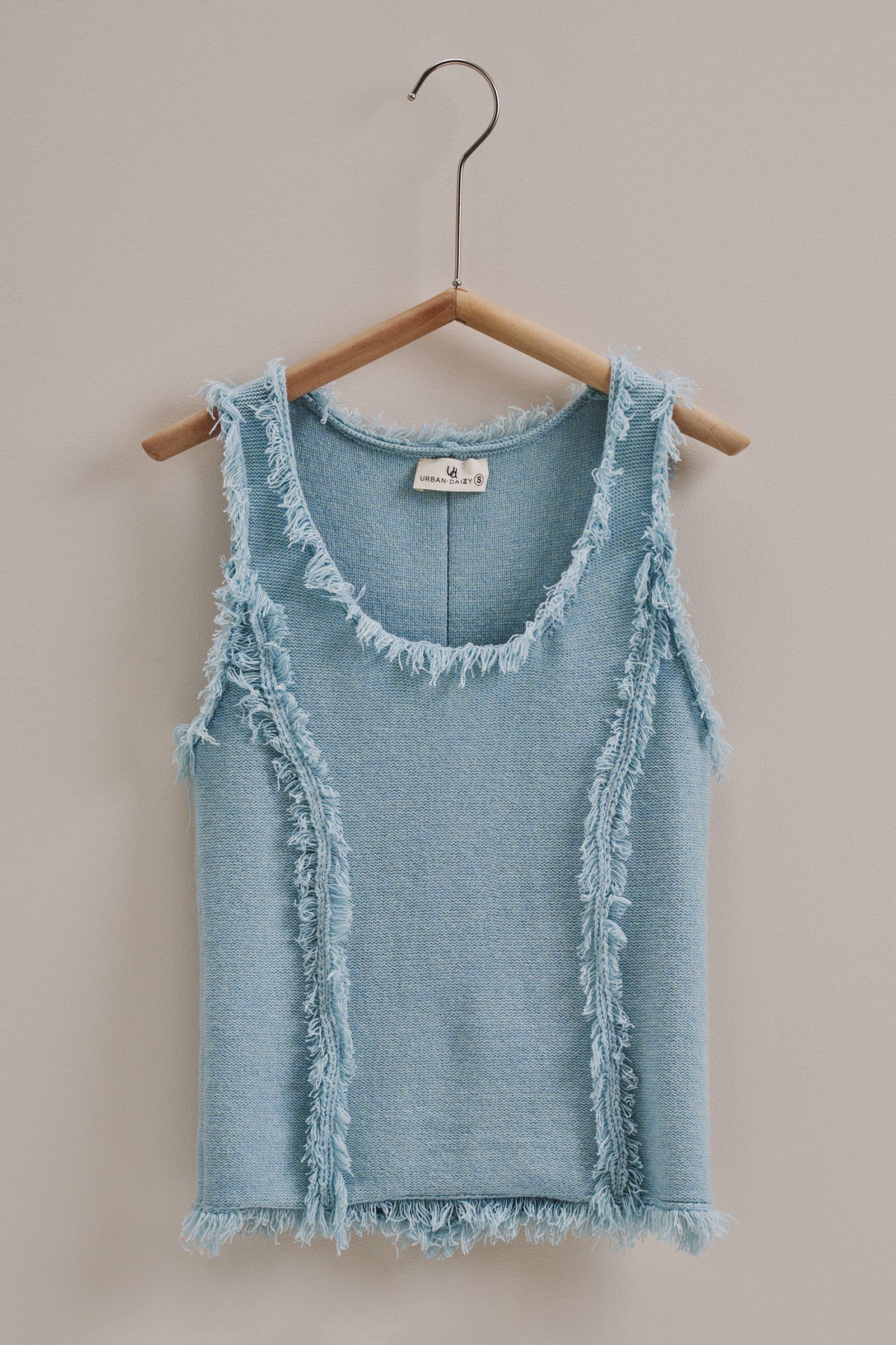 Frayed Trim Textured Knit Sleeveless Top