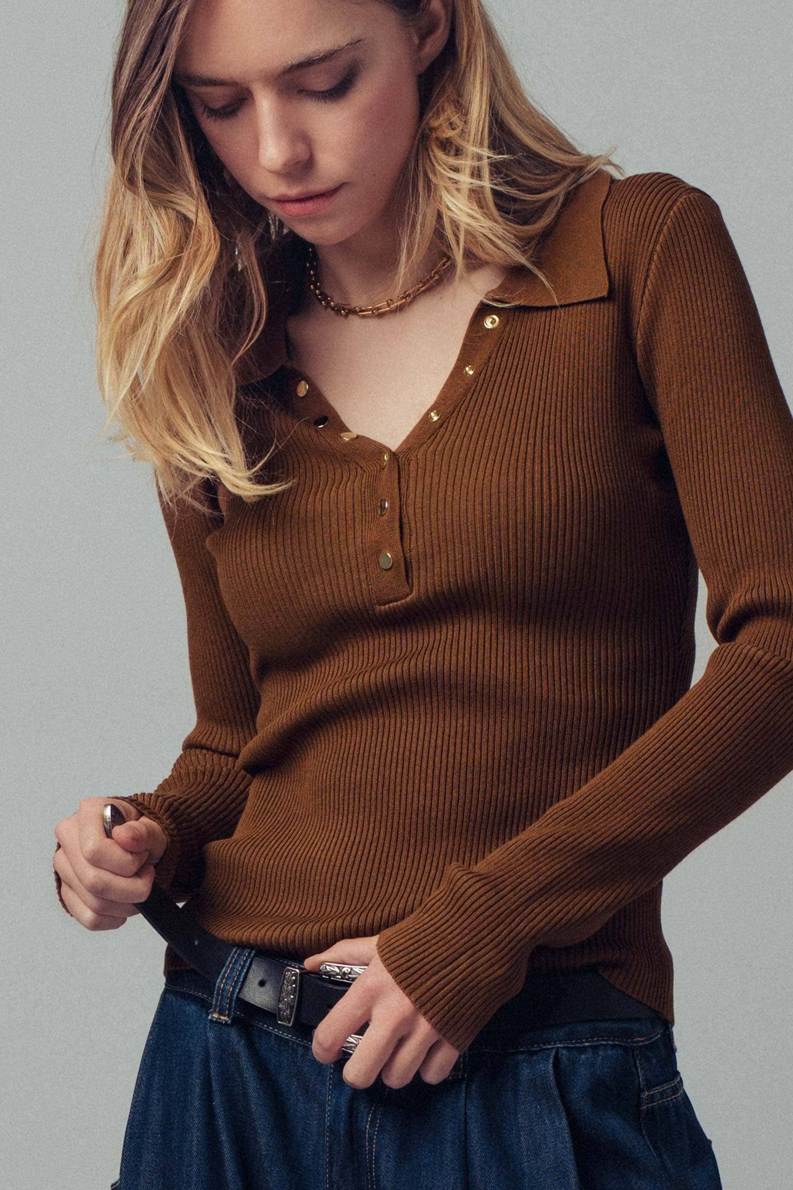 Urban Daizy Classic Fitted Ribbed Knit Polo Sweater Brown Knit Sweater - Women's (UDZ-KN-00657) – alternate view 9