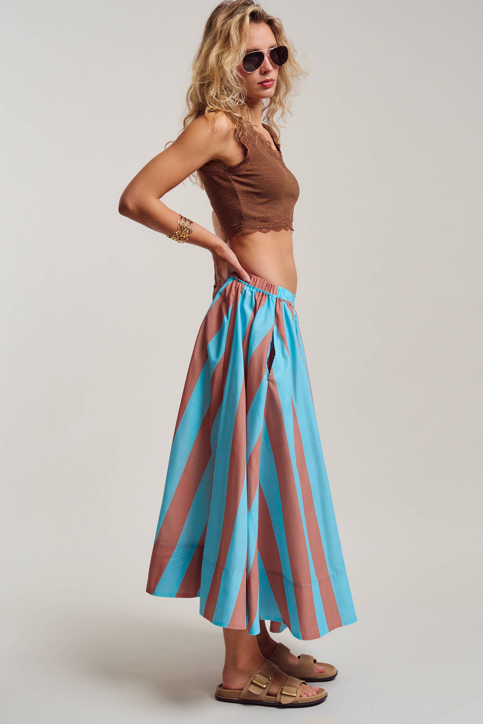 Urban Daizy Retro Chevron Stripe Elastic Waist Maxi Skirt Blue-Brown Skirt - Women's (UDSK0106-Blue-Brown) – alternate view 9