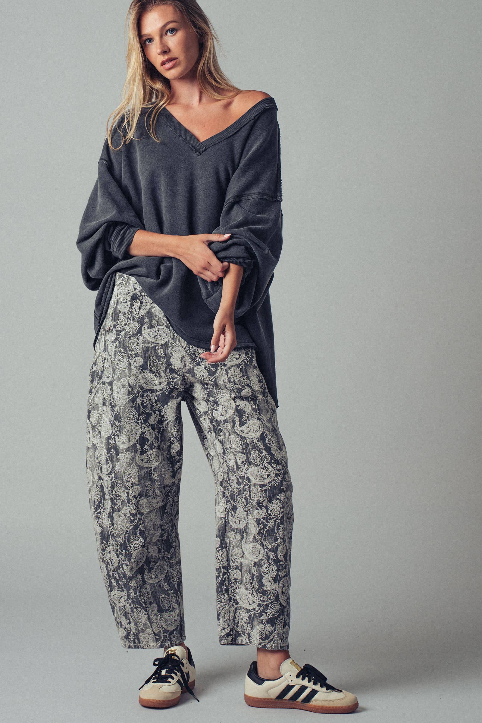 Urban Daizy Paisley Print Cropped Wide Leg Pants Grey Pants - Women's (UDZ-TP-00813) – alternate view 19