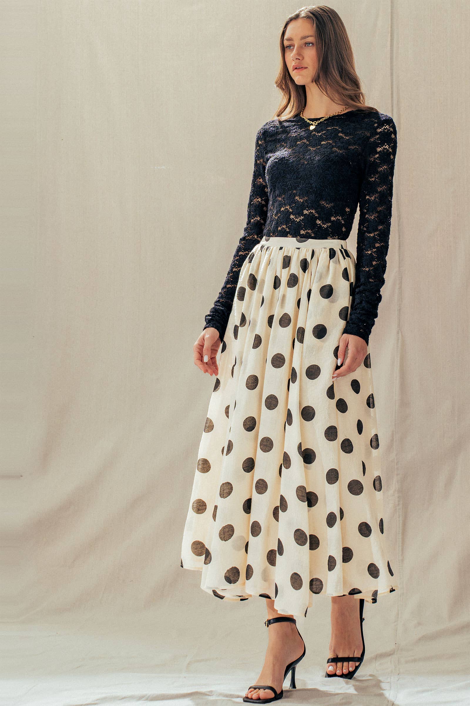 Romantic Floral Stretch Lace Layering Top