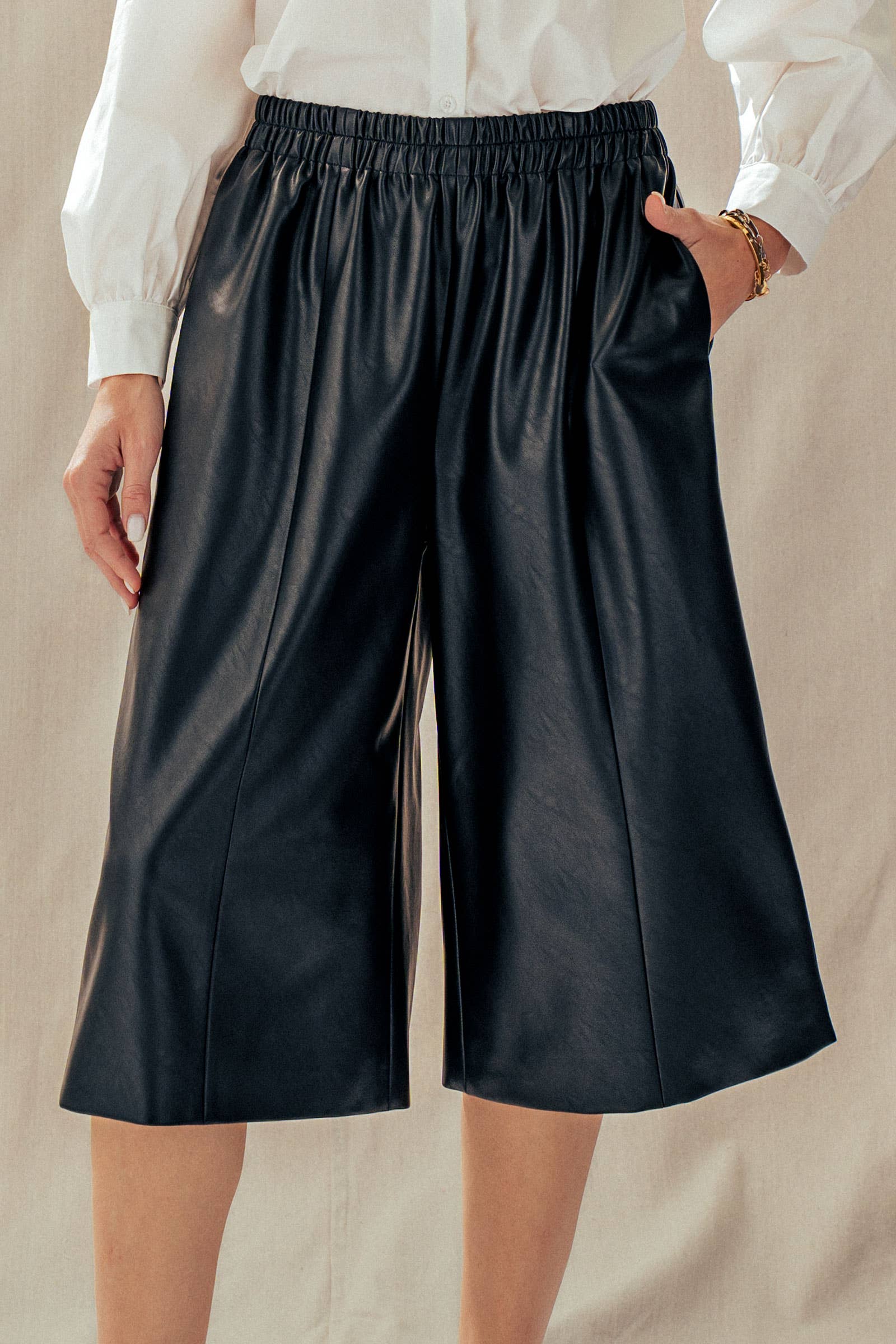 Urban Daizy Black Faux Leather Wide Leg Culotte Pants Black Pants - Women's (UDZ-PT-00490) – alternate view 2