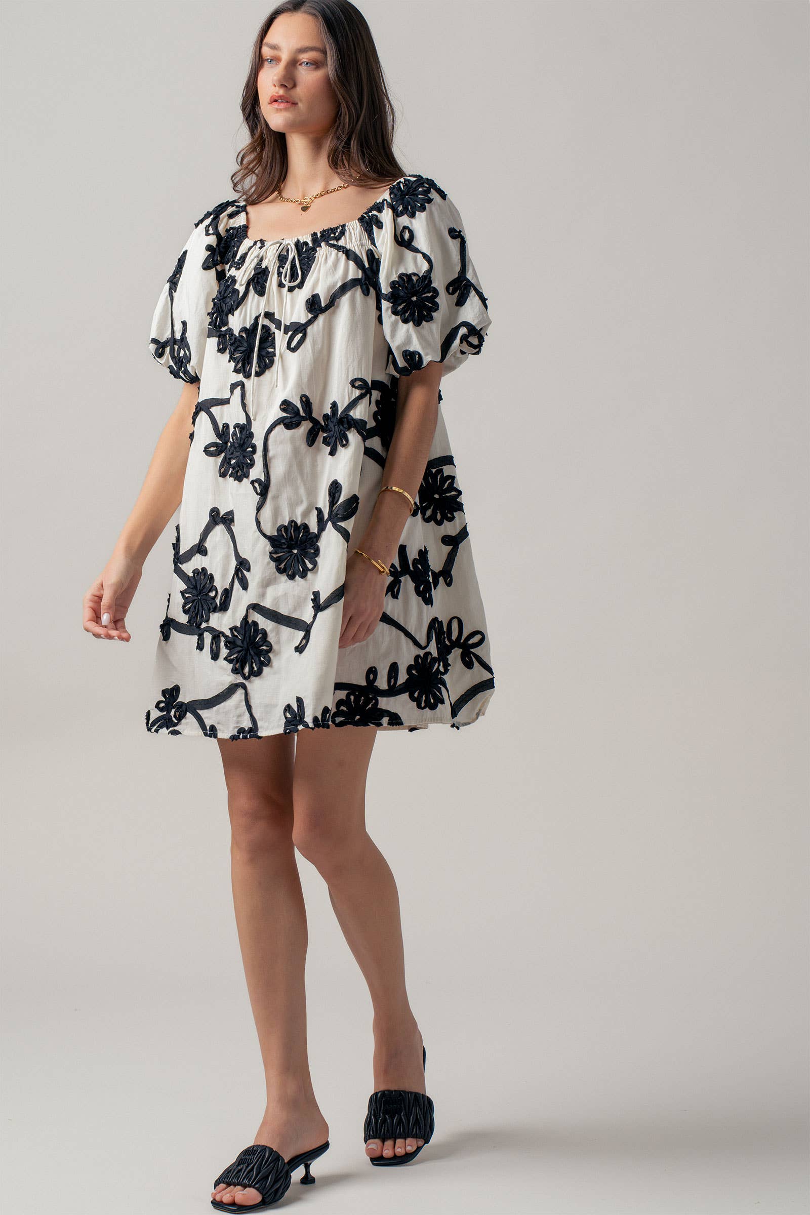 Floral Embroidery Off-Shoulder Puff Sleeve Mini Dres