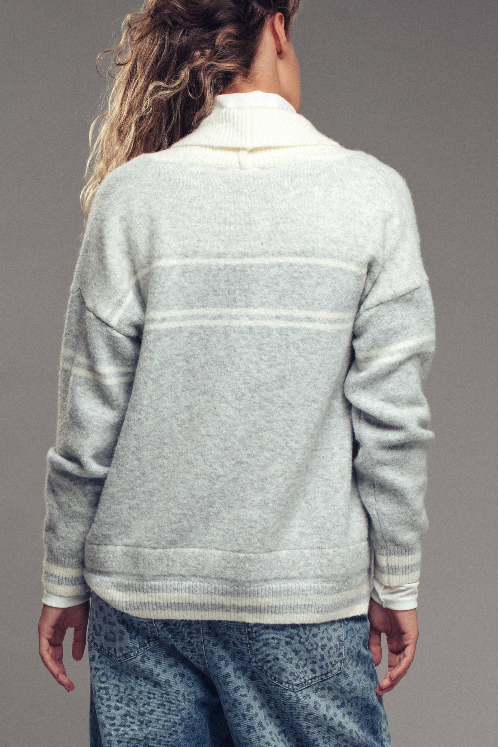 Urban Daizy Horse Motif Shawl Collar Cardigan Grey Cardigan - Women's (UDZ-KN-00654) – alternate view 7