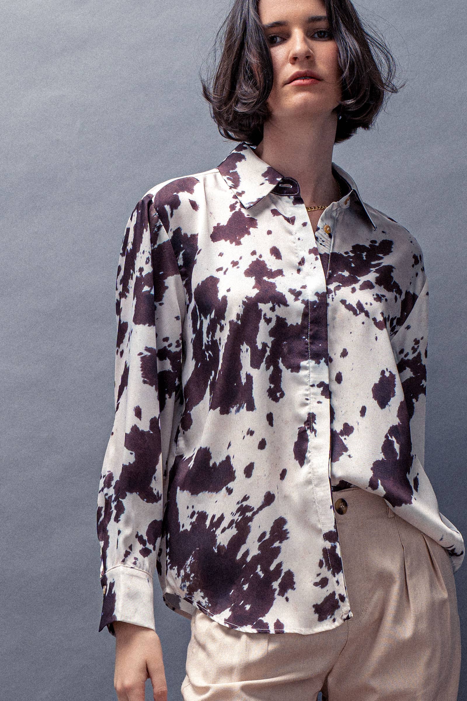 Urban Daizy Cowhide Print Western Button Down Shirt Brown Button Down Shirt - Women's (UDZ-DR-00390) – alternate view 10