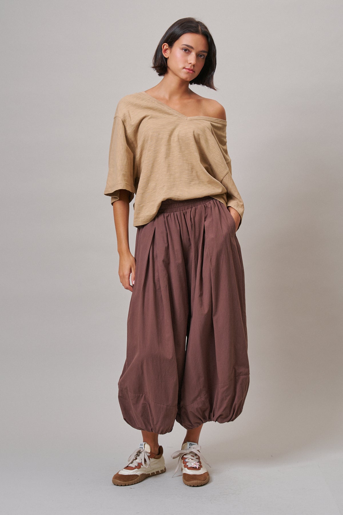 Essential Slub Knit V-Neck Top