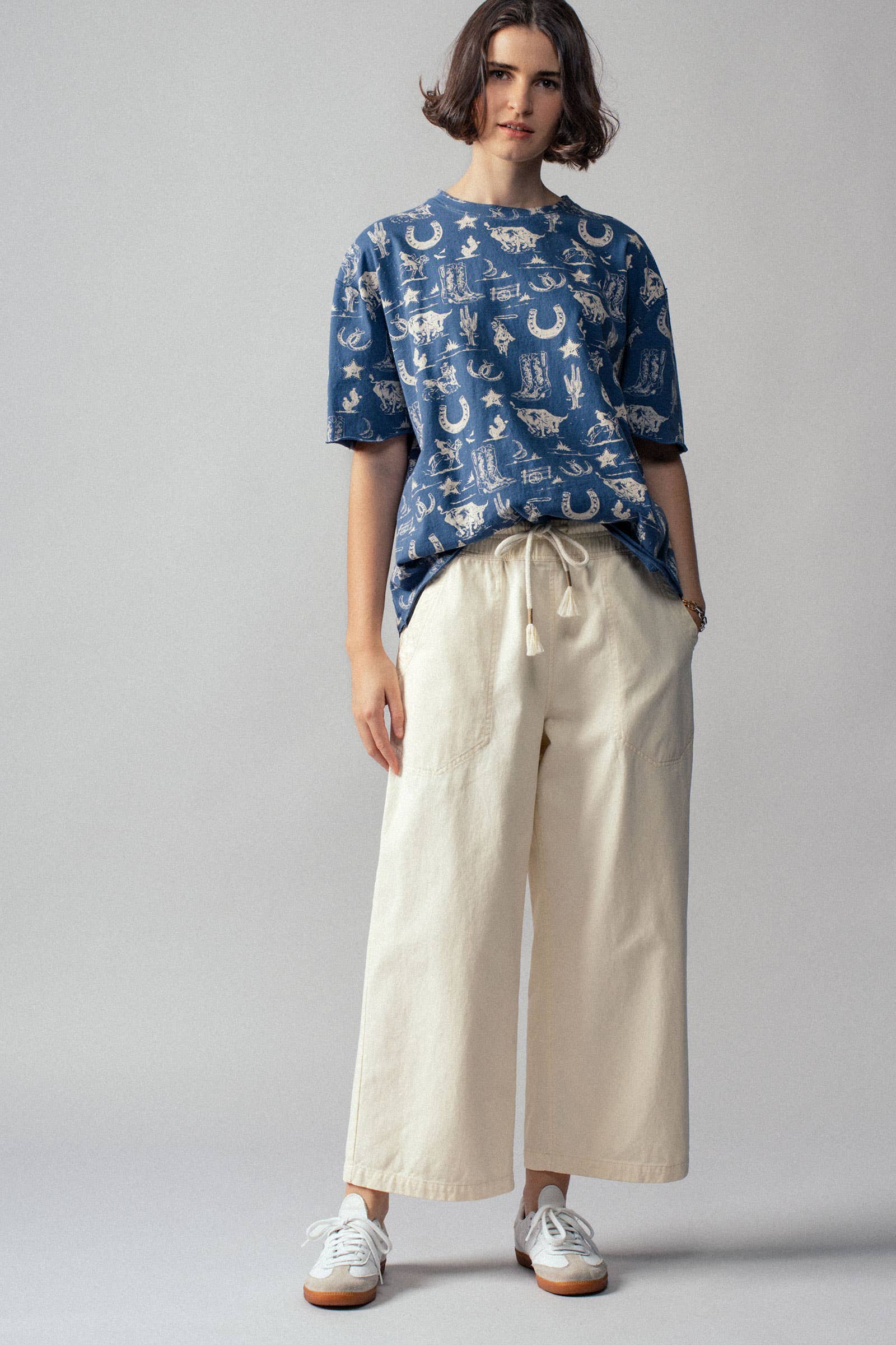 Light Blue Wide-Leg Cropped Pants