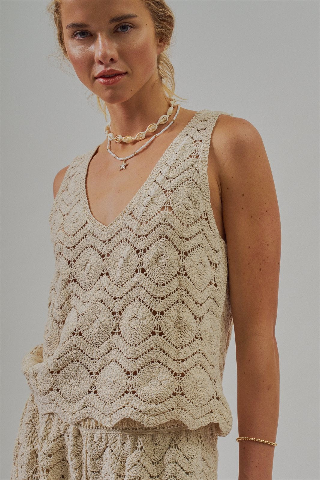 Natural Crochet Wavy V-Neck Tank