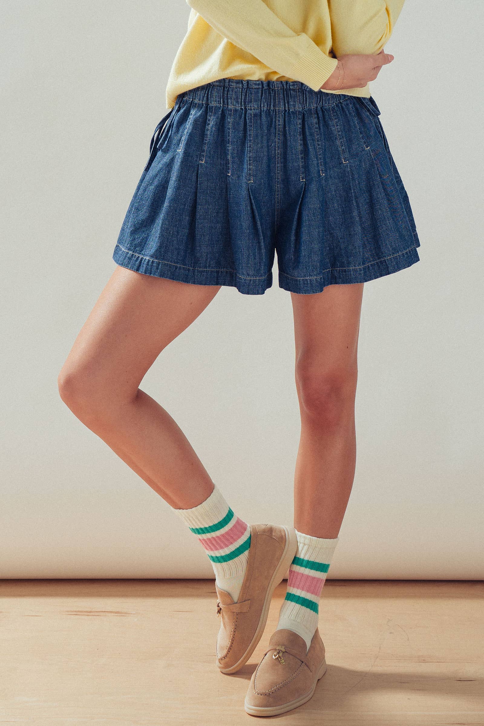 Pleated Denim Soft Shorts With Elastic Waist