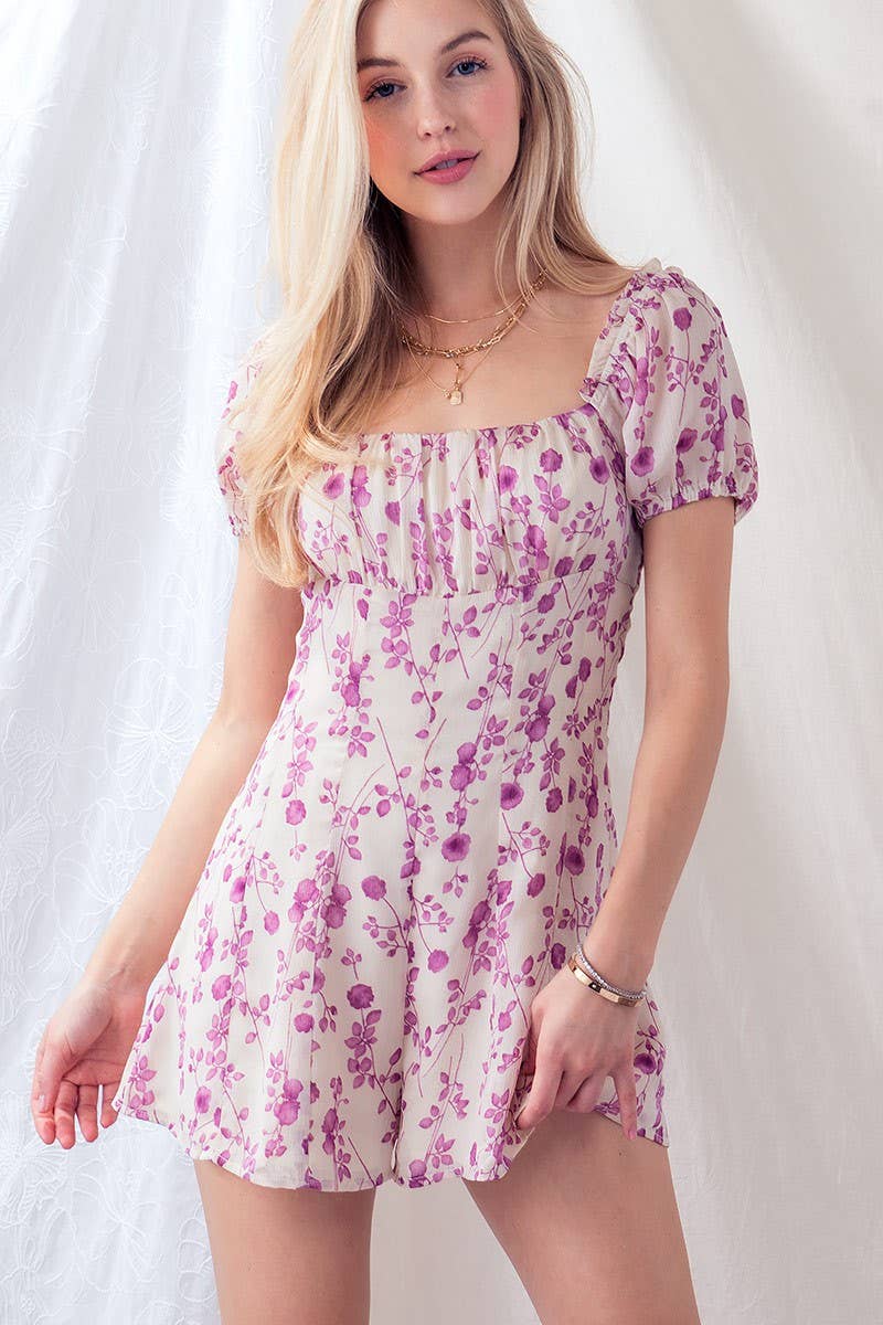 Urban Daizy Romantic Puff Sleeve Open Back Floral Romper Ivory Lavender Romper - Women's (UDZ-JR-00001) ������ï¿