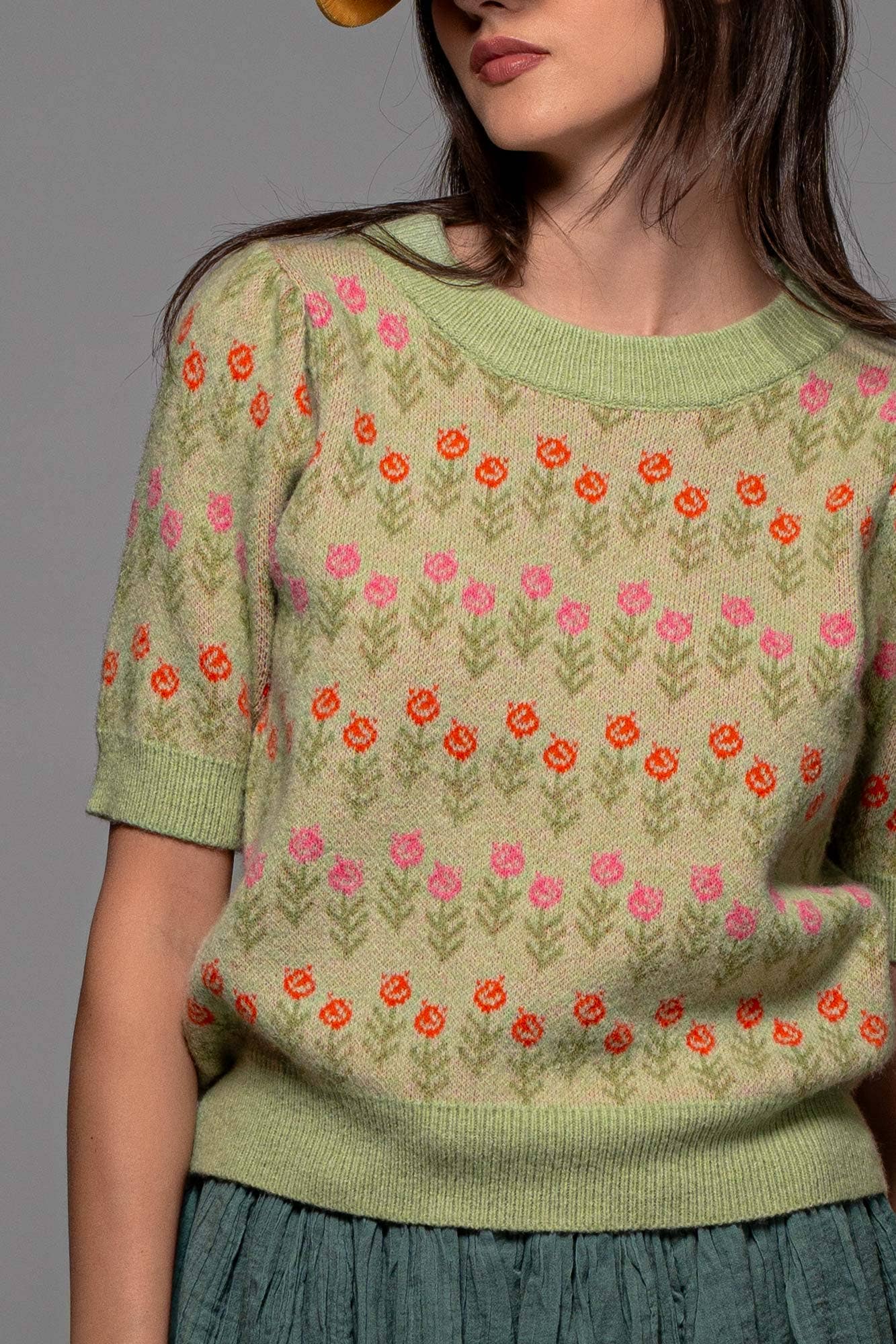 Urban Daizy Floral Print Crew Neck Knit Sweater Green Knit Top - Women's (UDZ-KN-00522) – alternate view 3
