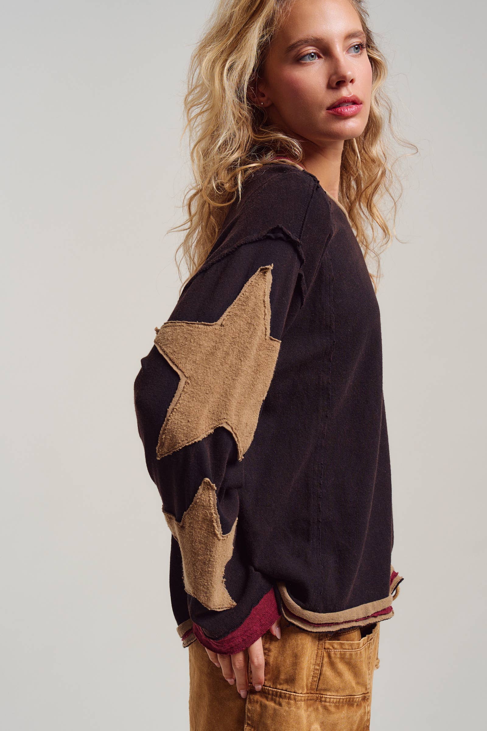 Urban Daizy Raw Seam Star Patch Slouchy Knit Top Brown Knit Top - Women's (UDTP1432-Brown) – alternate view 4